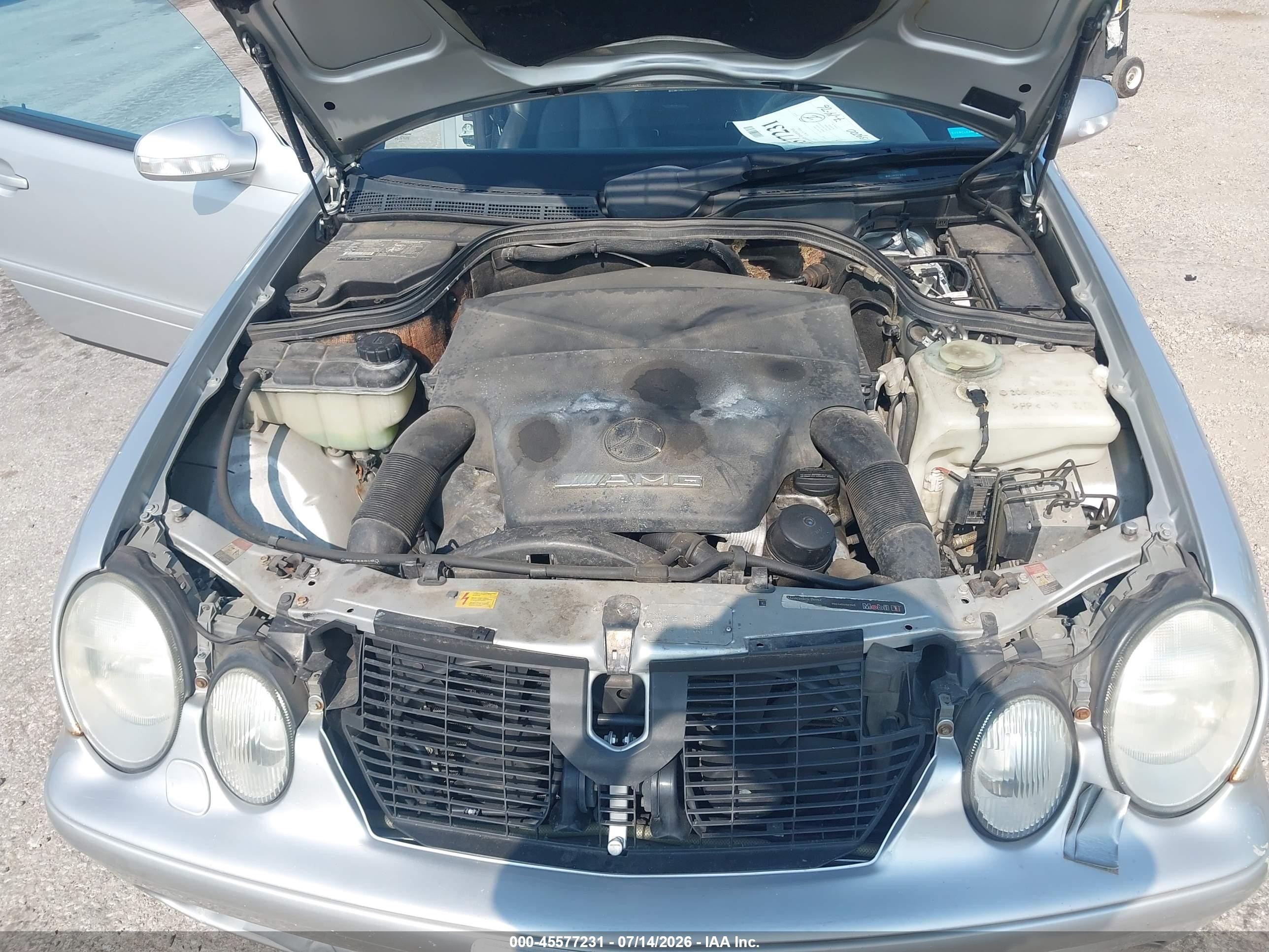2001 Mercedes-benz Clk 55 Amg   Silver vin: WDBLJ74G31F187015