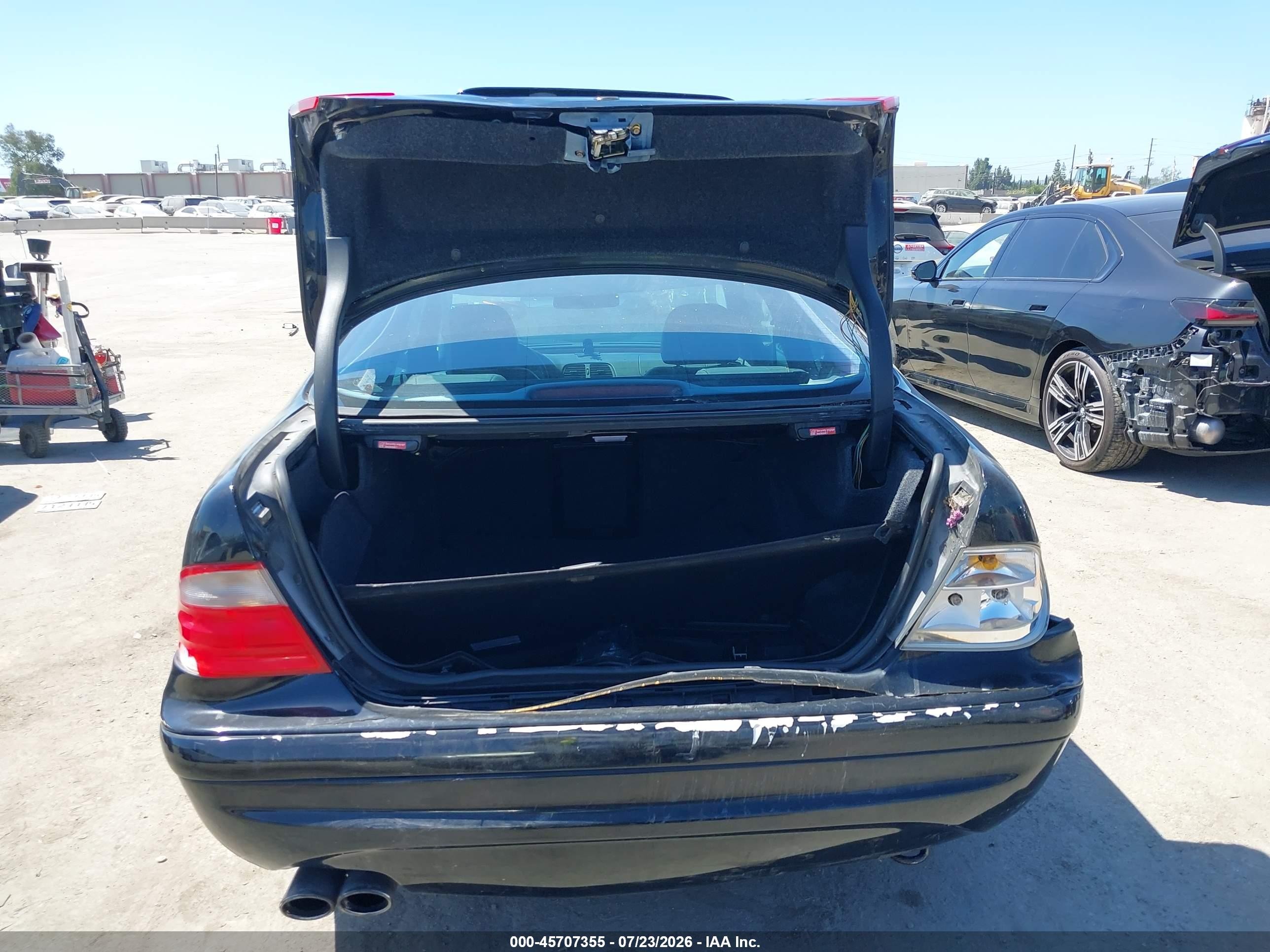 2001 Mercedes-benz Clk 55 Amg   Black vin: WDBLJ74GX1F184970