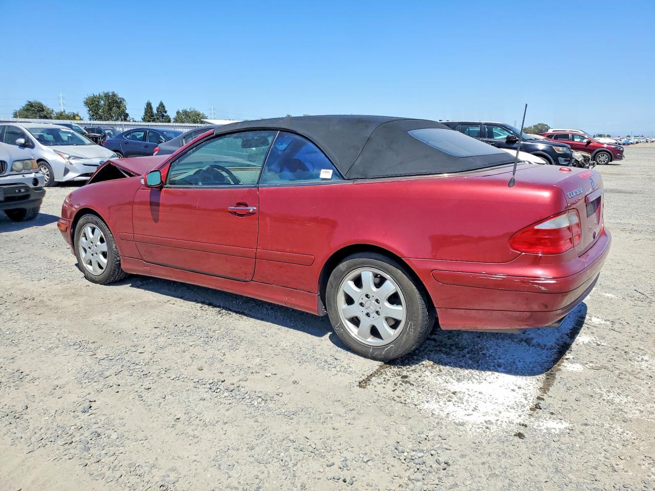 2002 Mercedes-benz Clk 320 Red vin: WDBLK65G02T114676