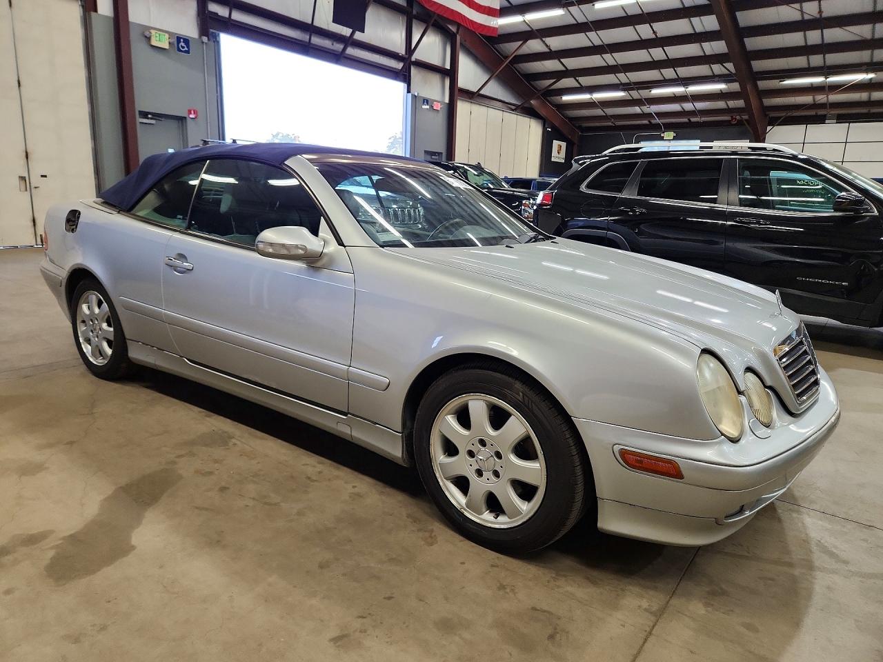 2002 Mercedes-benz Clk 320 Silver vin: WDBLK65G02T119831