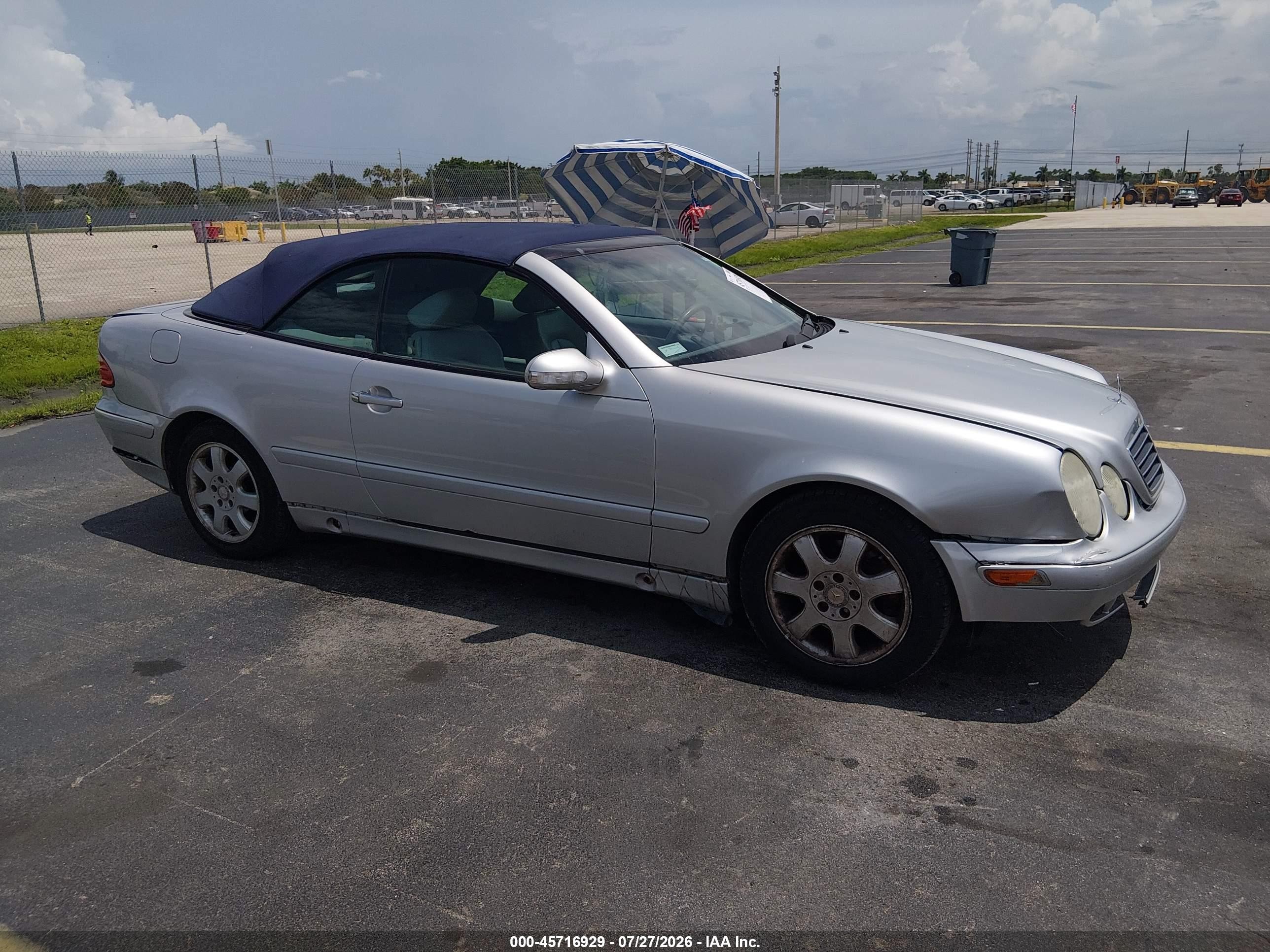 2003 Mercedes-benz Clk 320   Серебряный vin: WDBLK65G03T130460