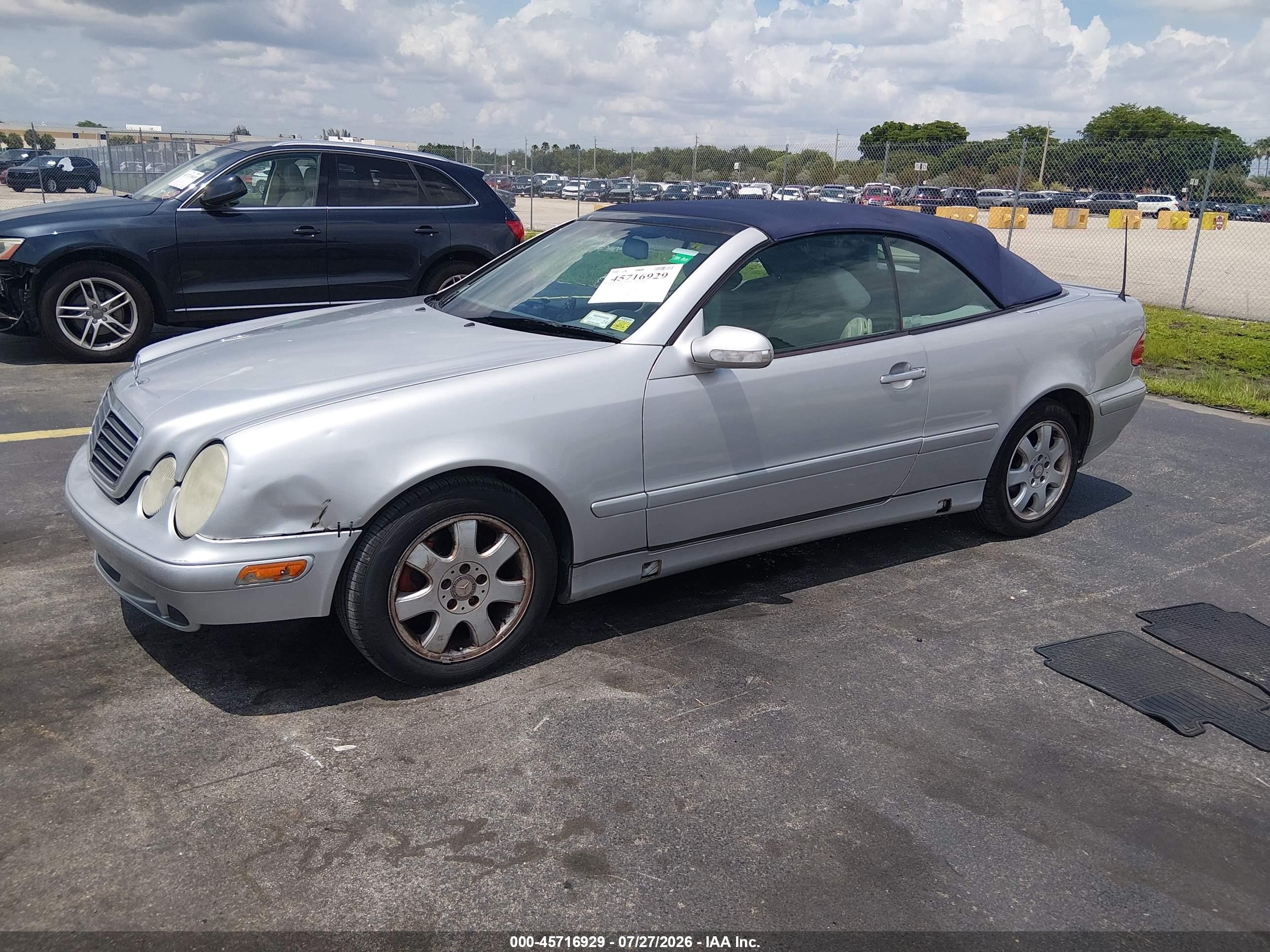 2003 Mercedes-benz Clk 320   Silver vin: WDBLK65G03T130460