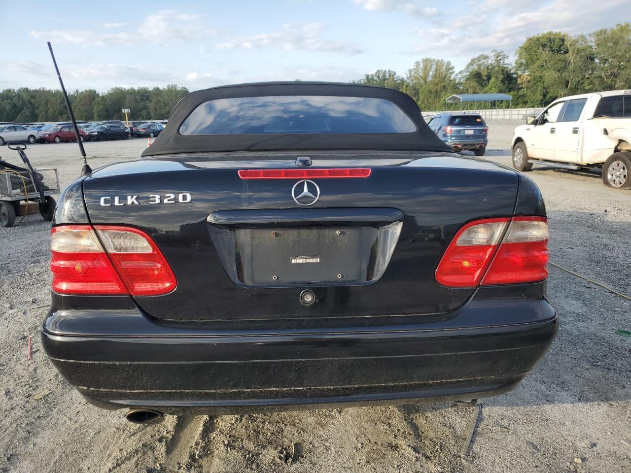 2003 Mercedes-benz Clk 320 Black vin: WDBLK65G03T143547