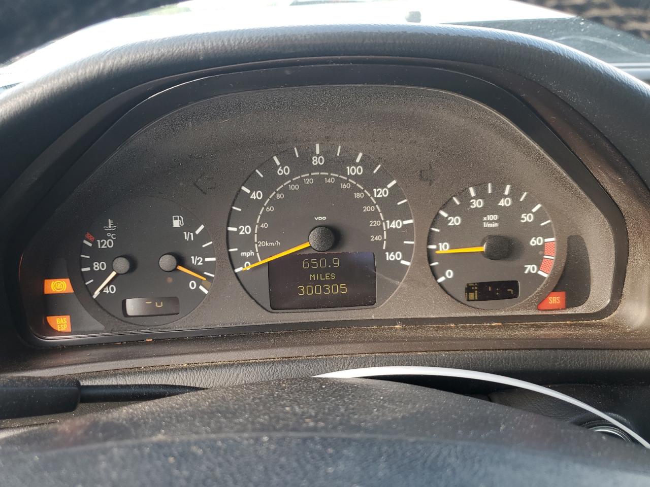 2003 Mercedes-benz Clk 320 Black vin: WDBLK65G03T143547