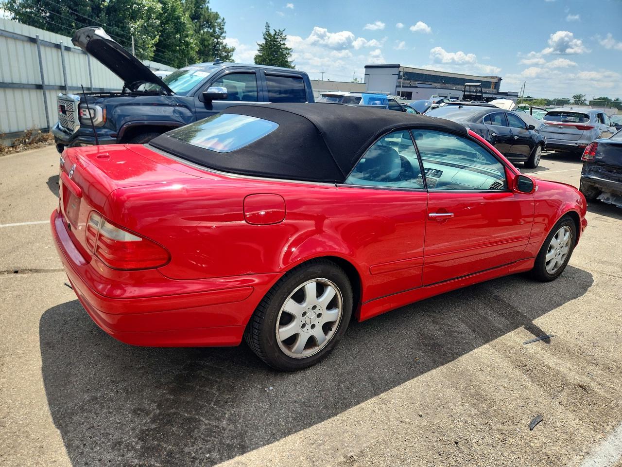 2003 Mercedes-benz Clk 320 Red vin: WDBLK65G13T136798