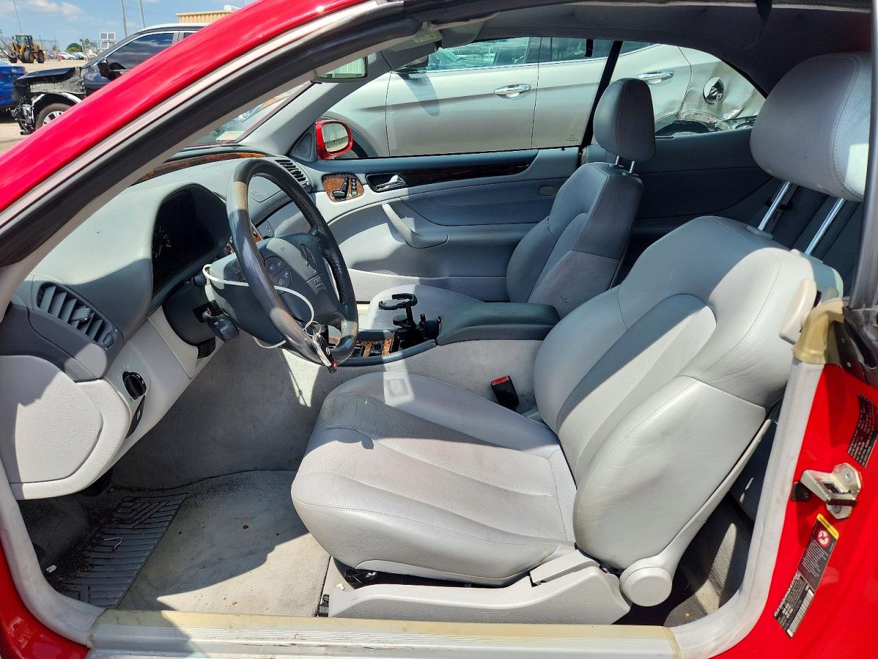2003 Mercedes-benz Clk 320 Red vin: WDBLK65G13T136798