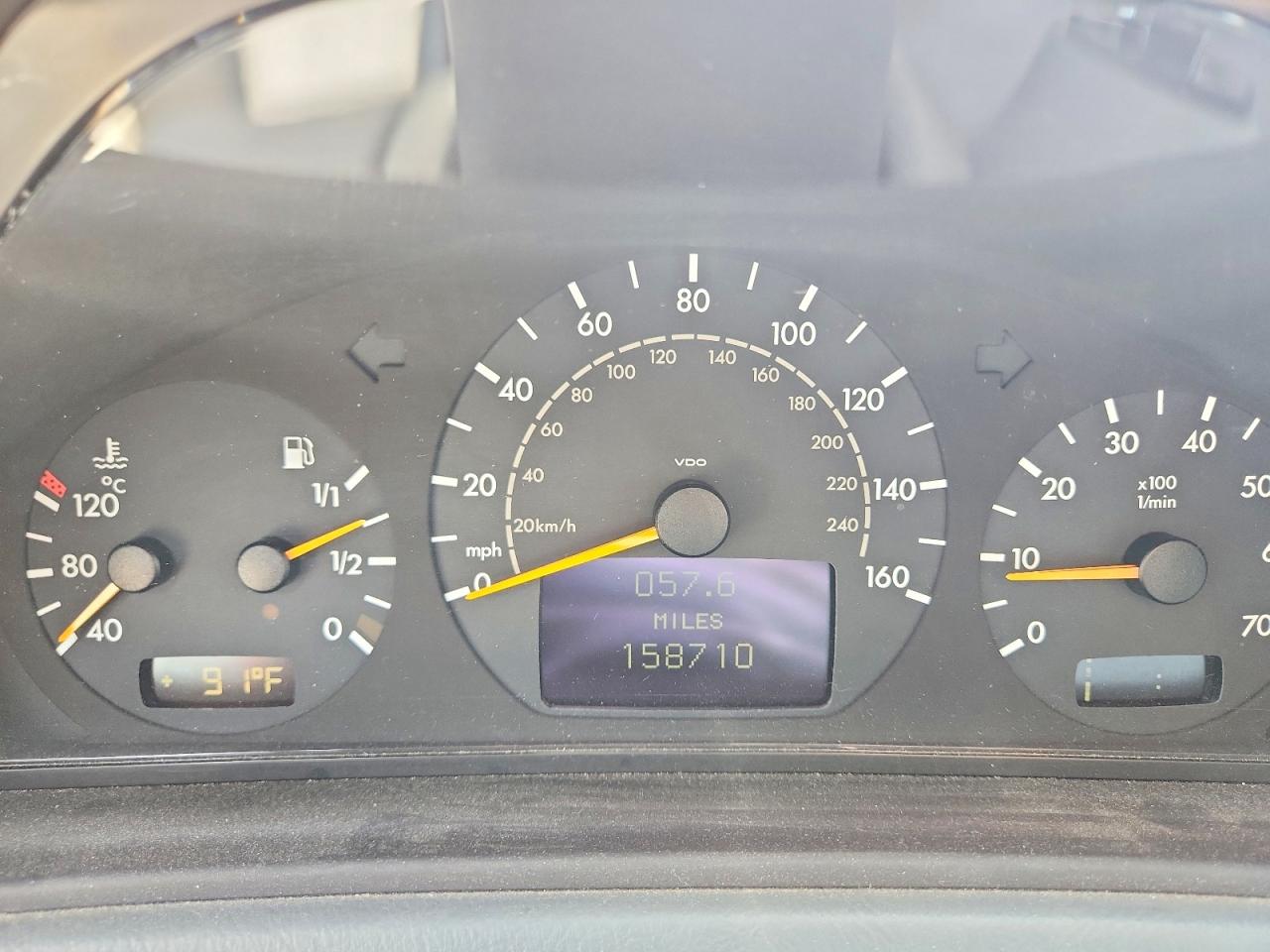 2003 Mercedes-benz Clk 320 Red vin: WDBLK65G13T136798
