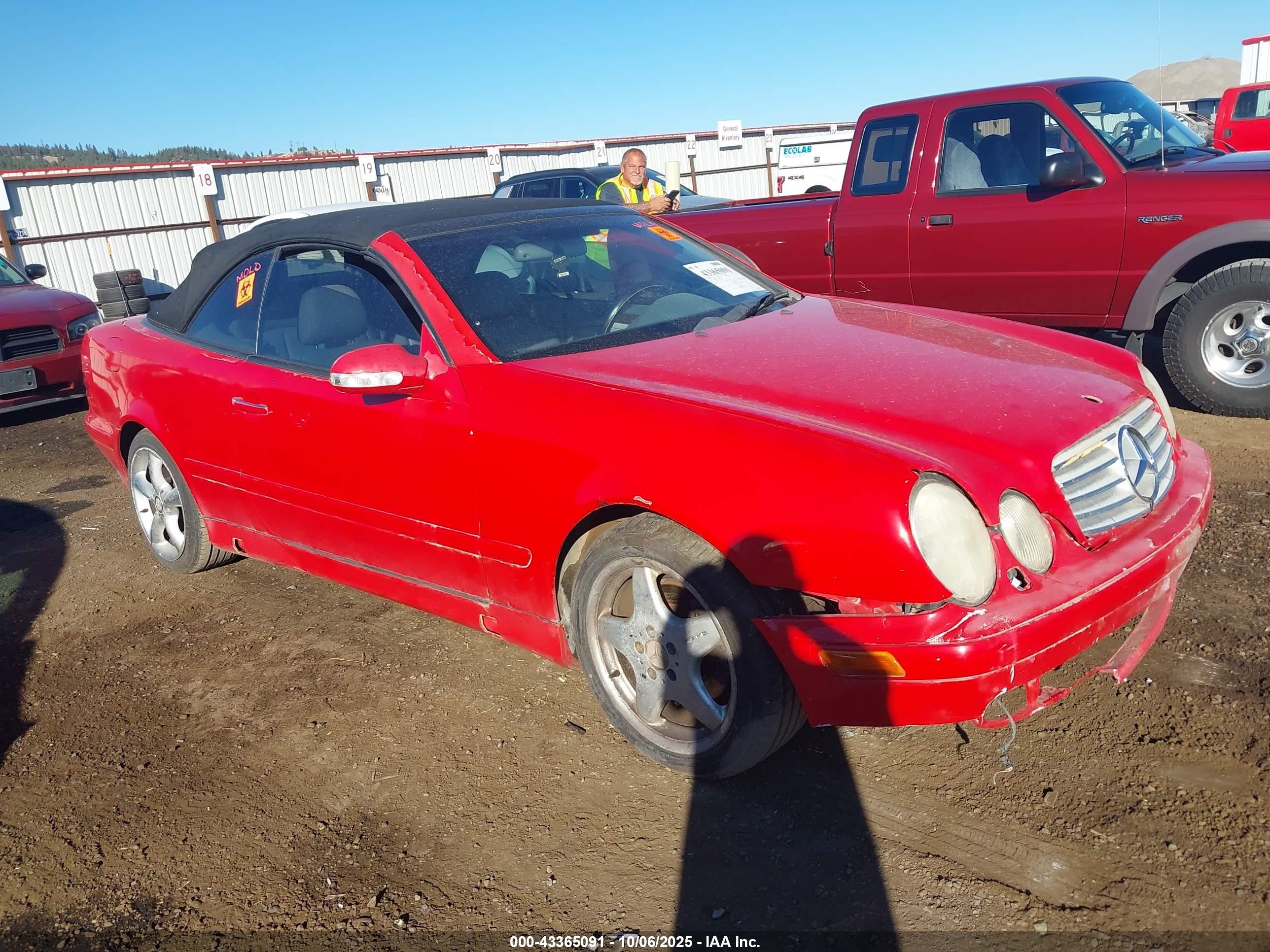 2002 Mercedes-benz Clk 320   Red vin: WDBLK65G22T120317