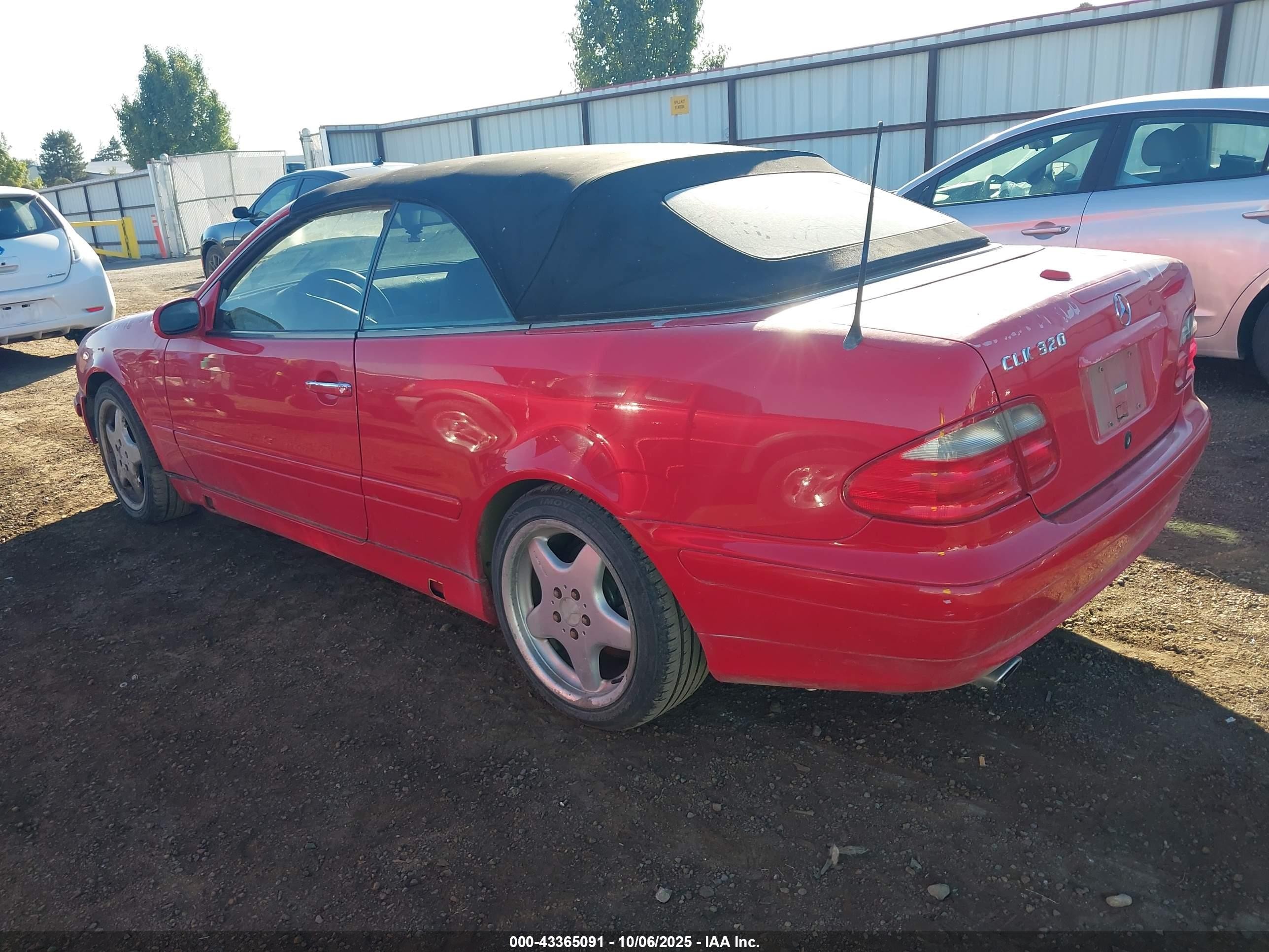 2002 Mercedes-benz Clk 320   Red vin: WDBLK65G22T120317