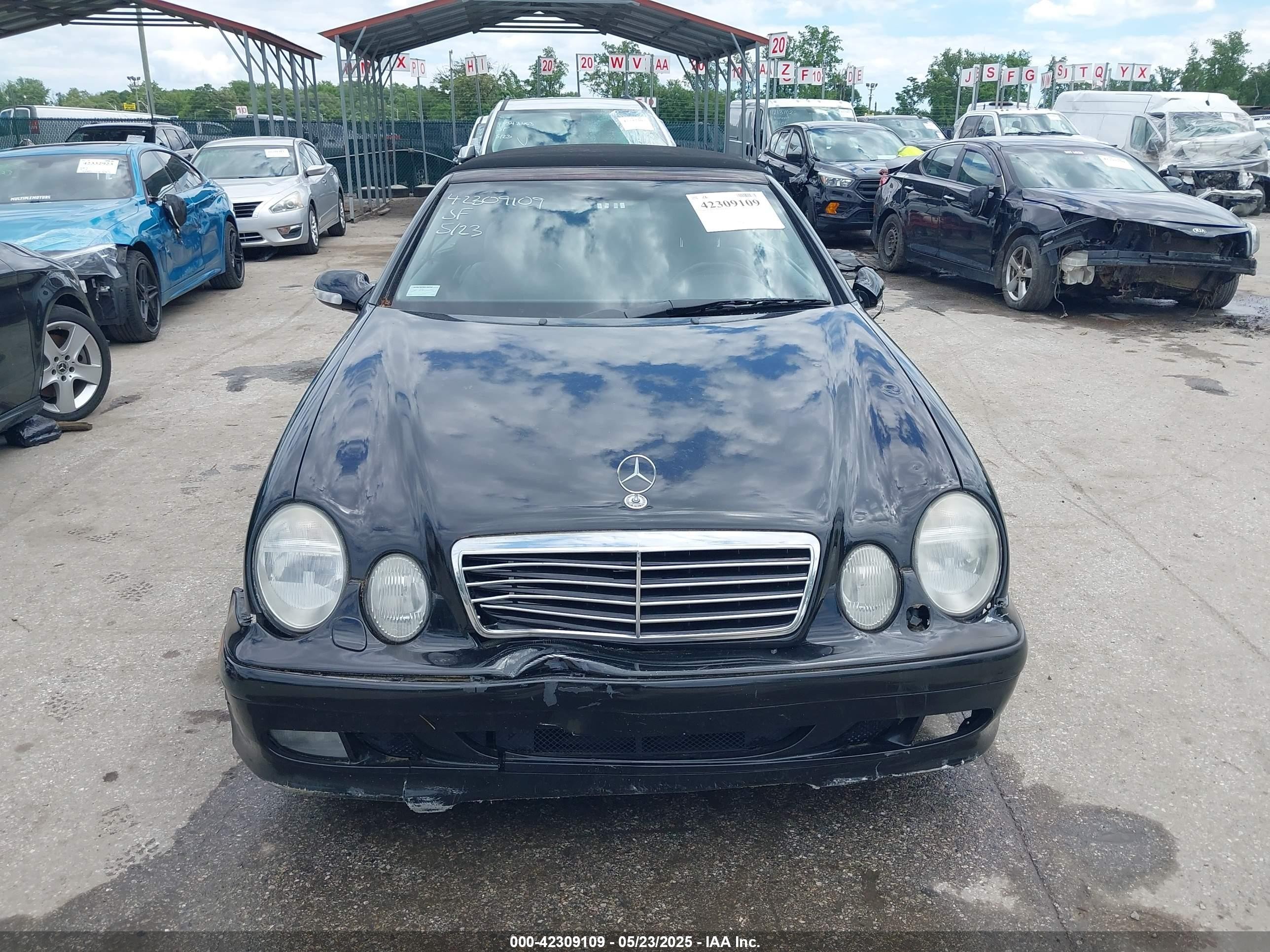 2003 Mercedes-benz Clk 320   Black vin: WDBLK65G23T130931