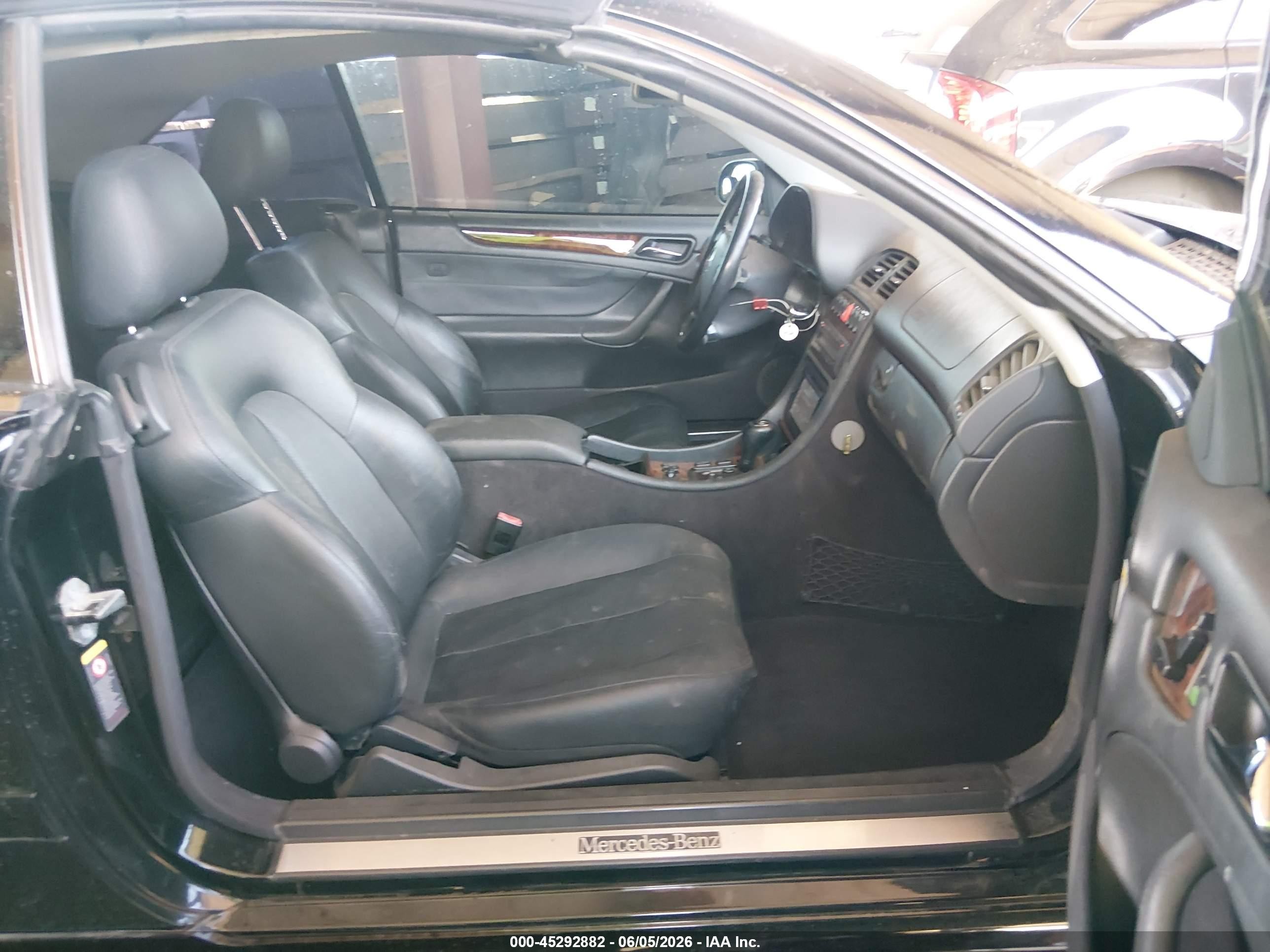 2003 Mercedes-benz Clk 320 Black vin: WDBLK65G23T144375