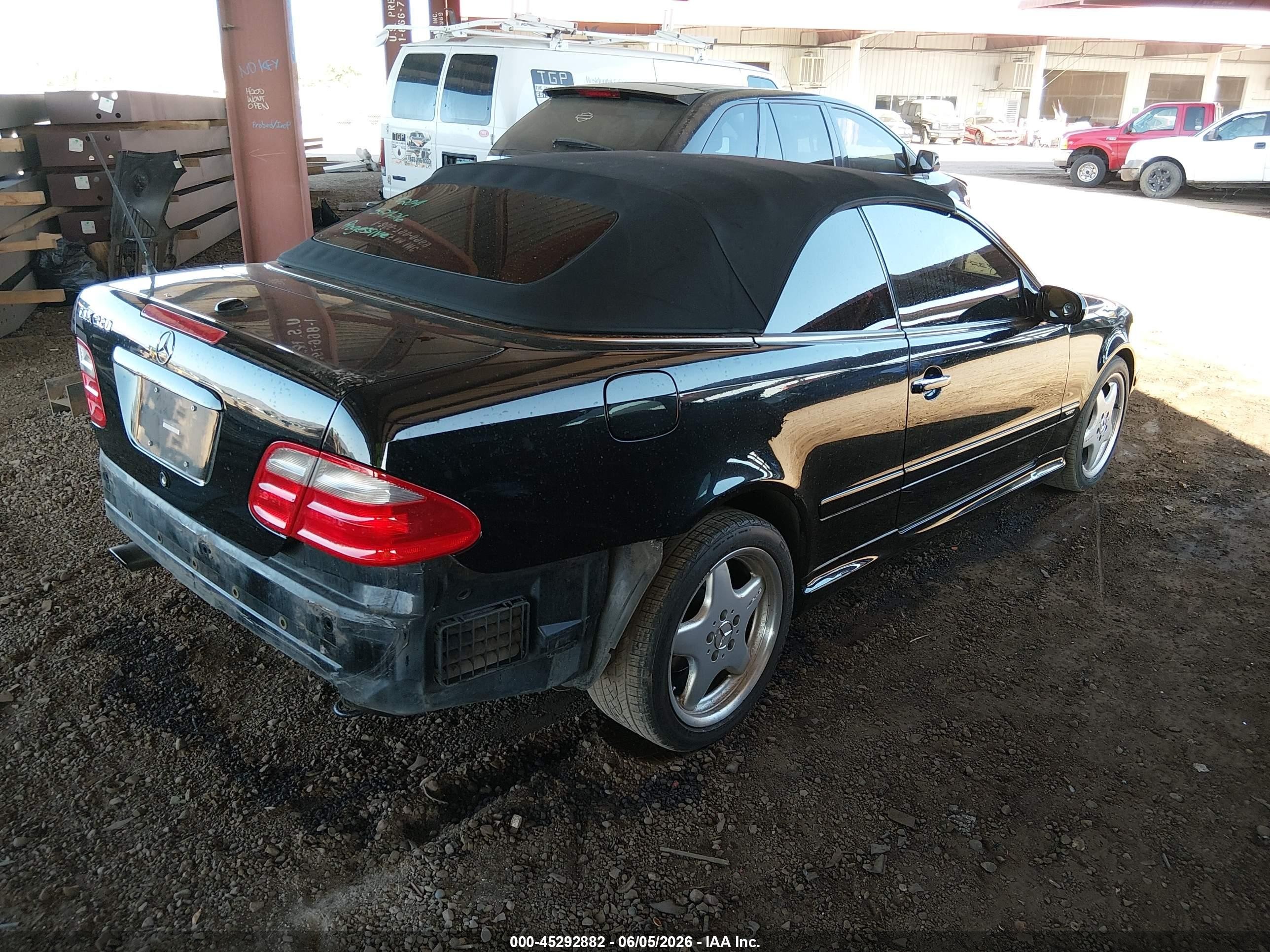 2003 Mercedes-benz Clk 320 Black vin: WDBLK65G23T144375