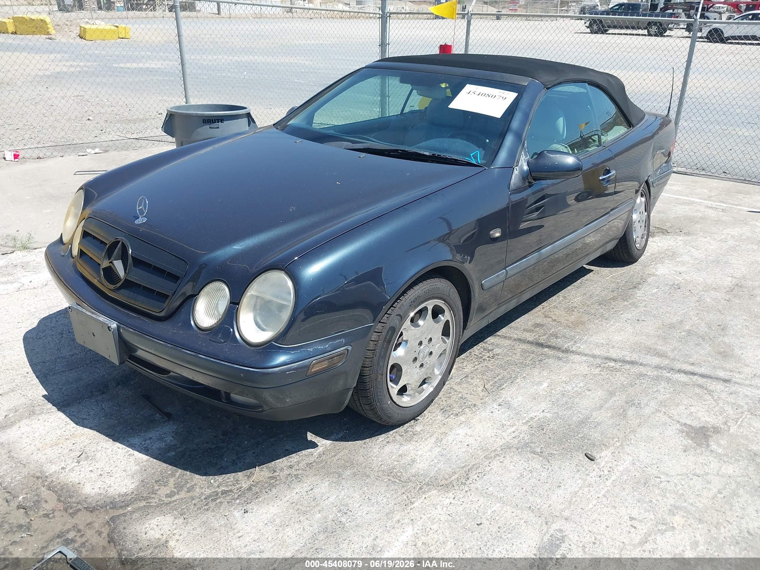 1999 Mercedes-benz Clk 320   Black vin: WDBLK65G2XT007765