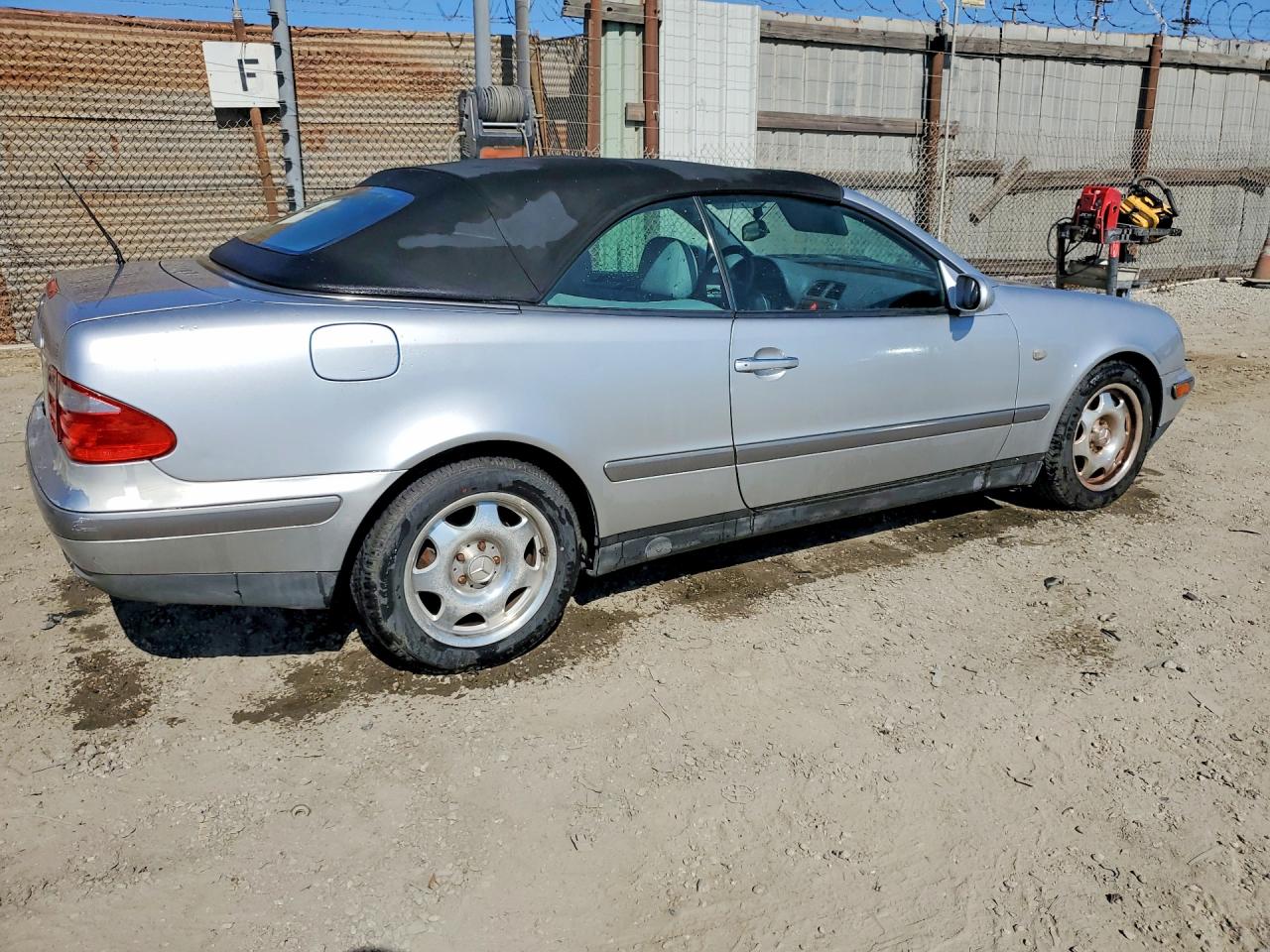 1999 Mercedes-benz Clk 320 Серебряный vin: WDBLK65G2XT027059