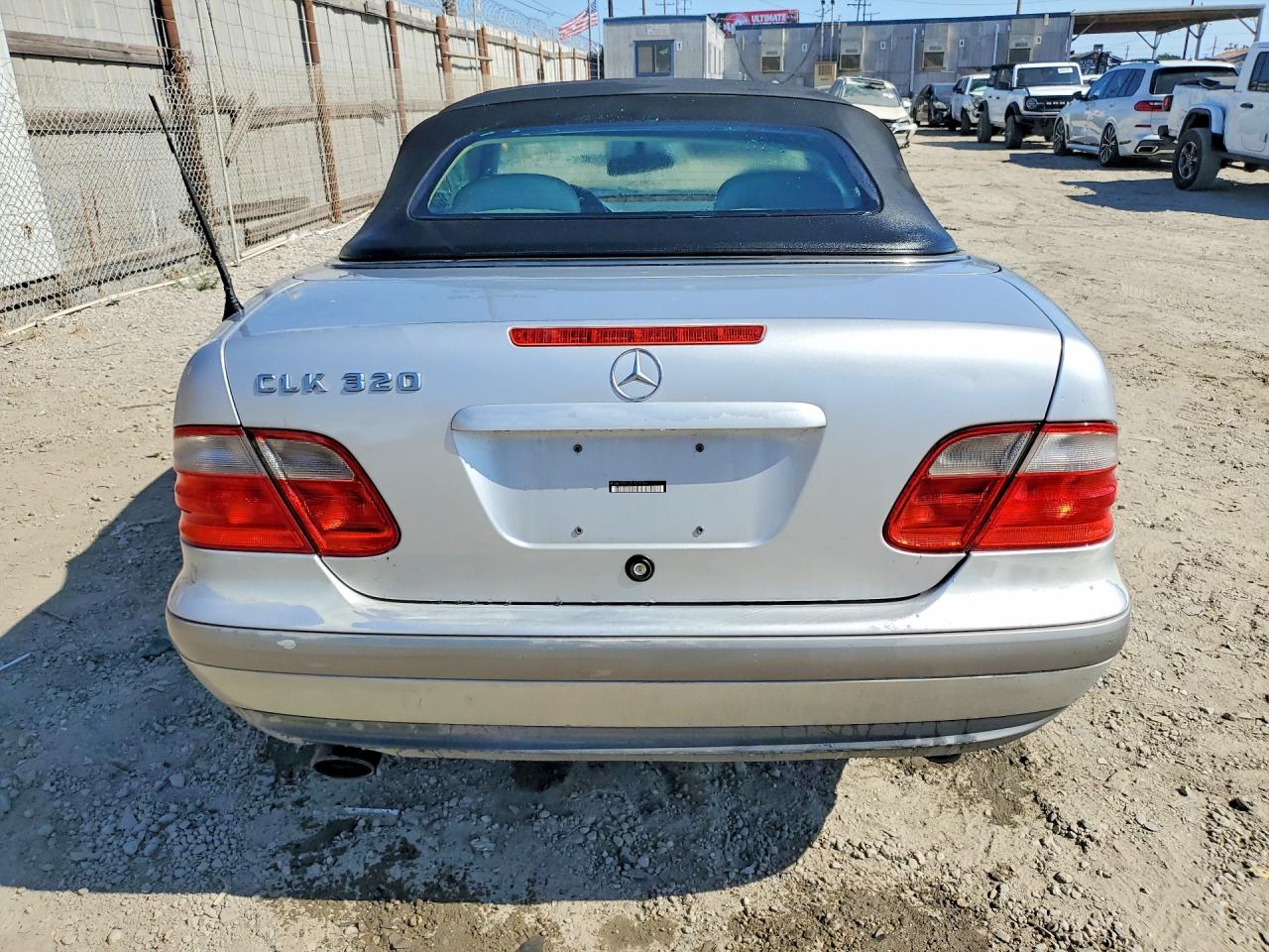 1999 Mercedes-benz Clk 320 Серебряный vin: WDBLK65G2XT027059
