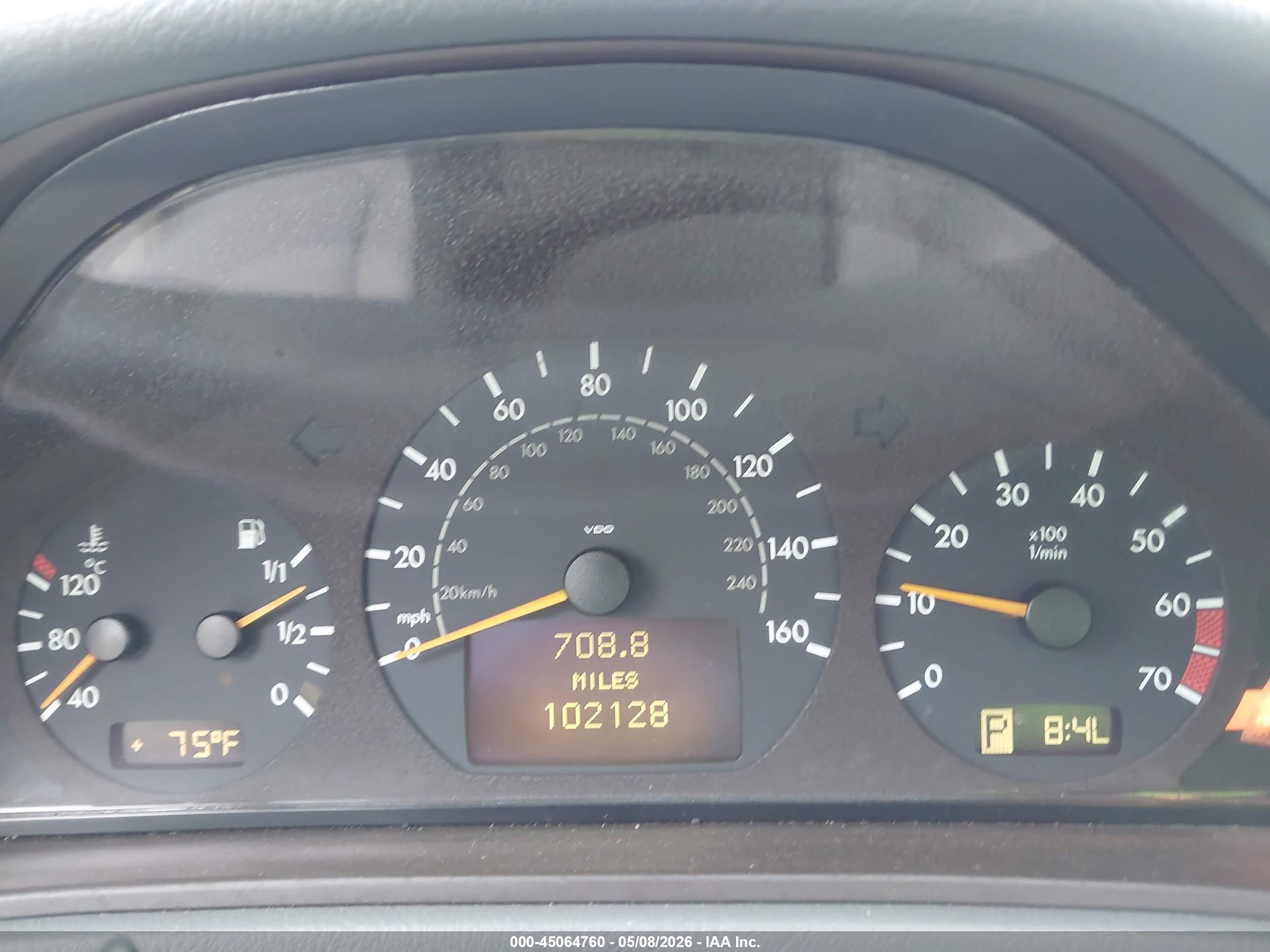 2000 Mercedes-benz Clk 320   Black vin: WDBLK65G2YT046244