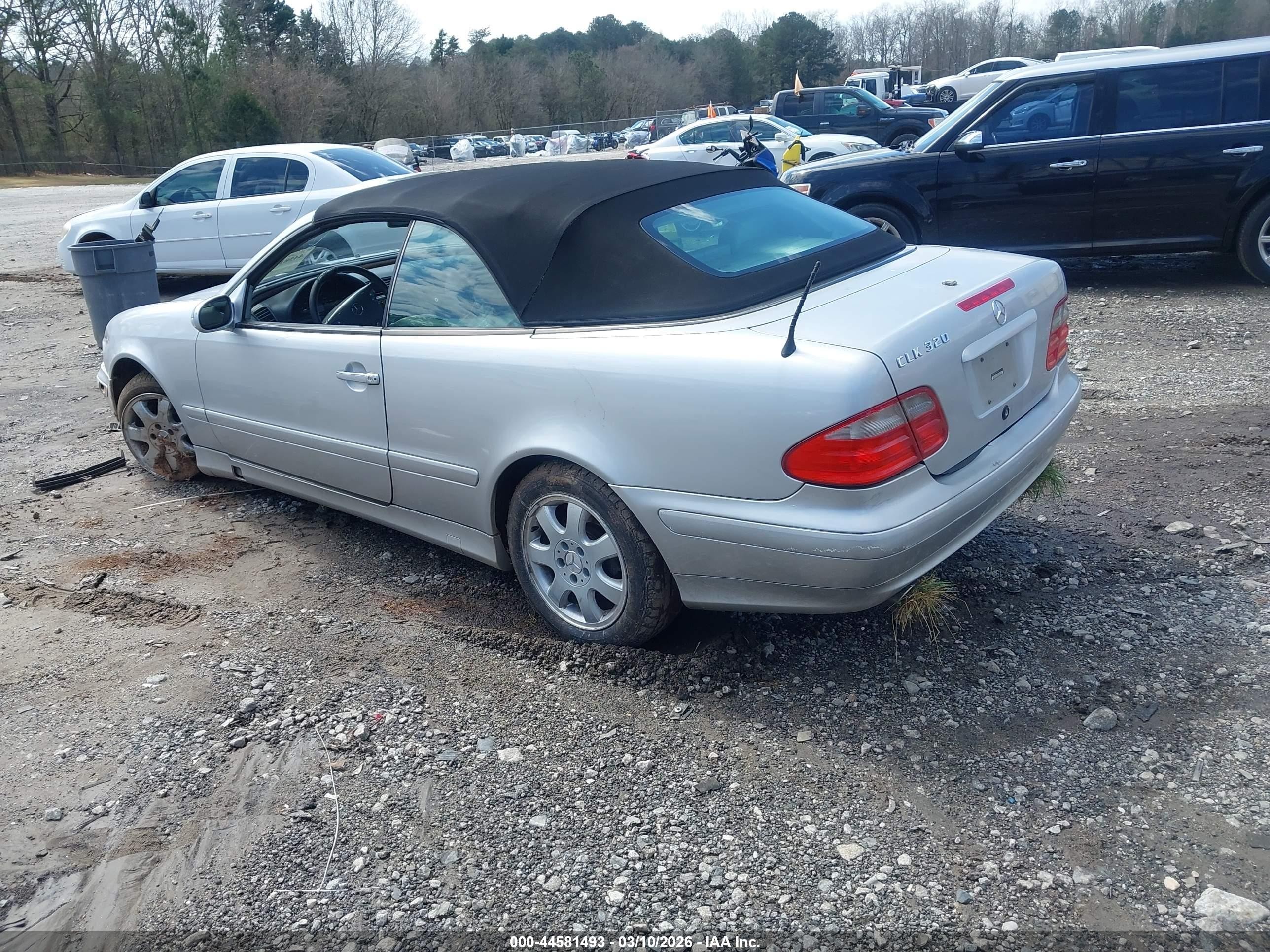 2001 Mercedes-benz Clk 320   Silver vin: WDBLK65G31T061647