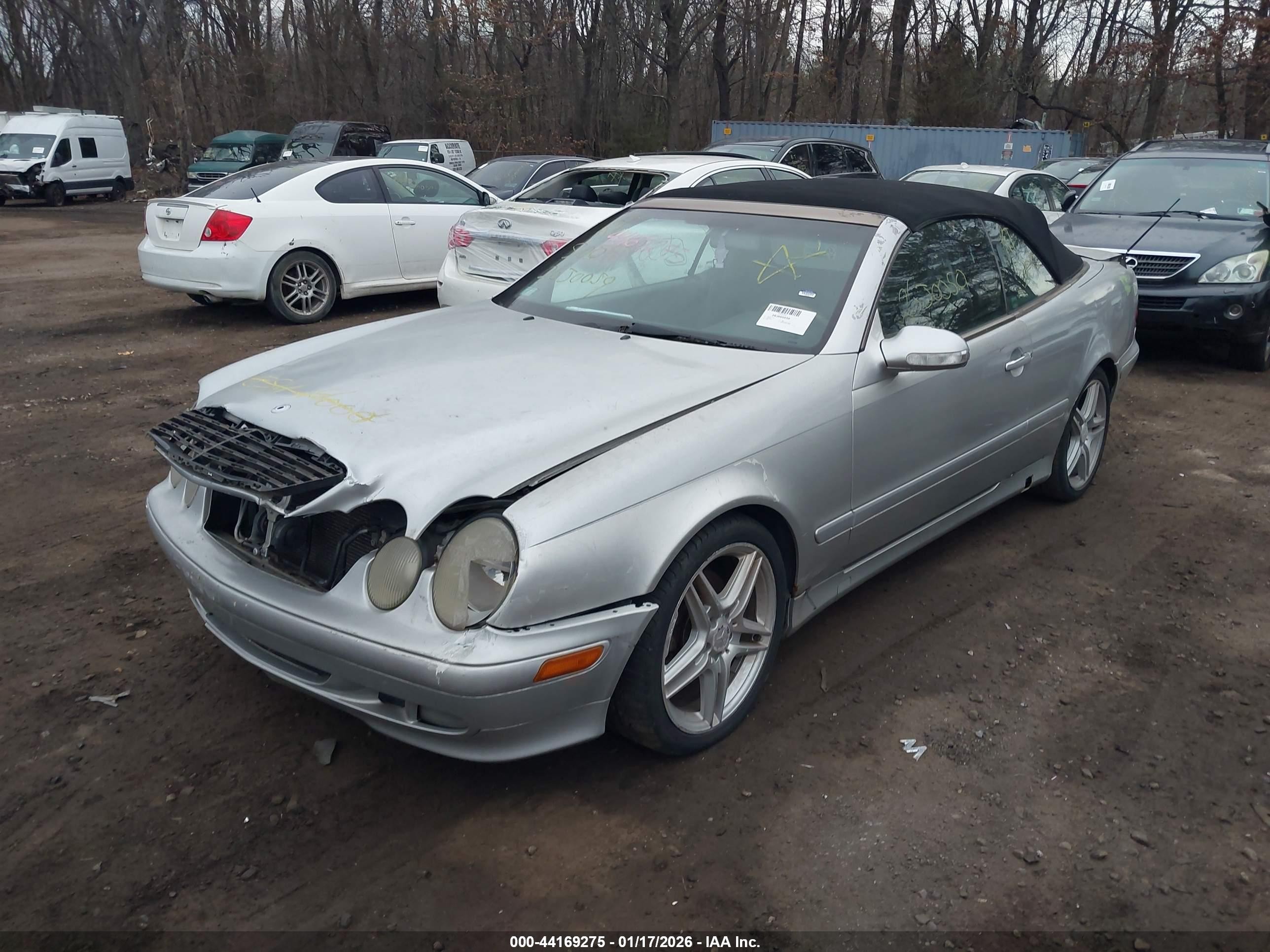 2002 Mercedes-benz Clk 320   Silver vin: WDBLK65G32T114557