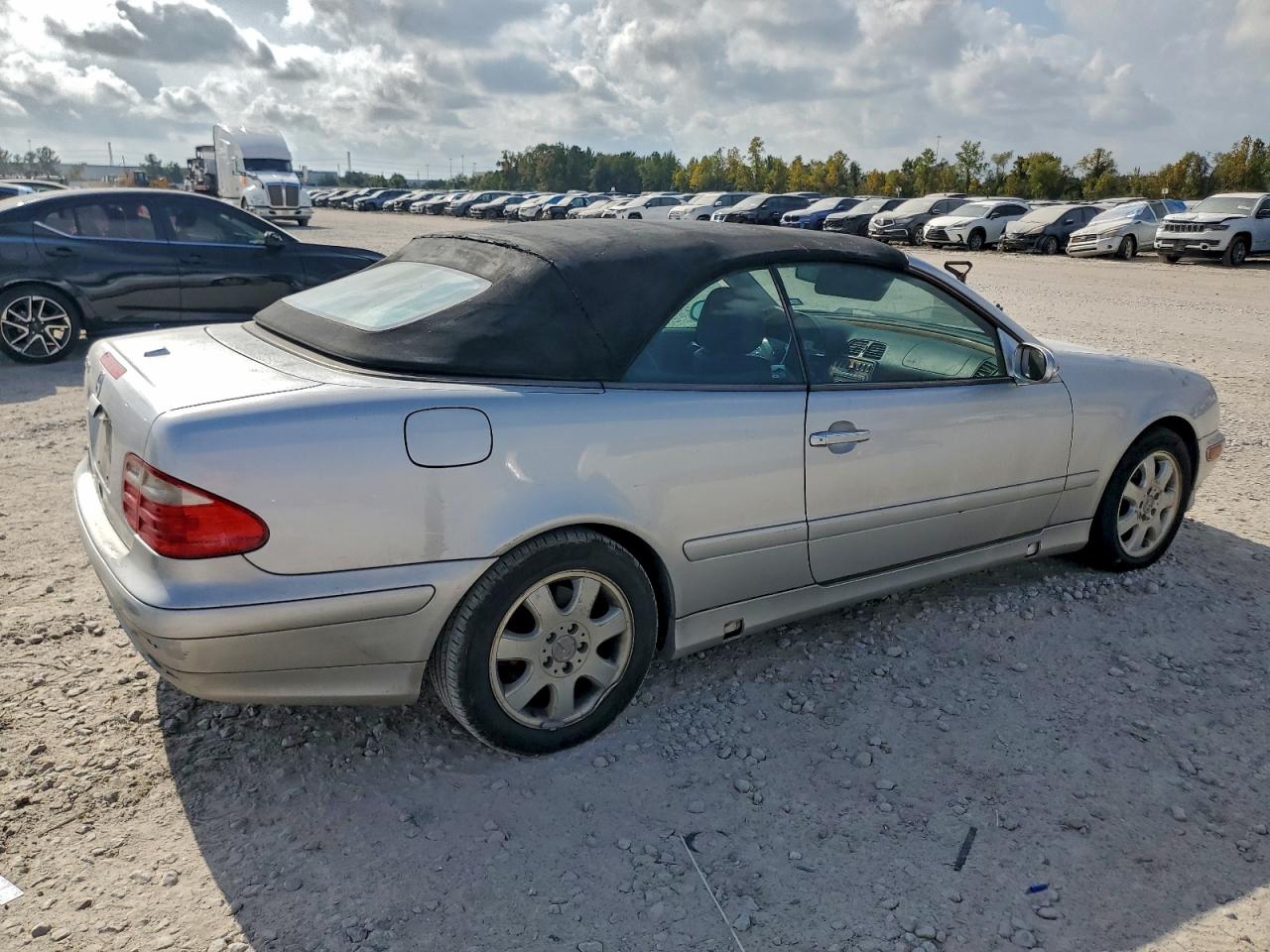 2002 Mercedes-benz Clk 320 Silver vin: WDBLK65G32T118060