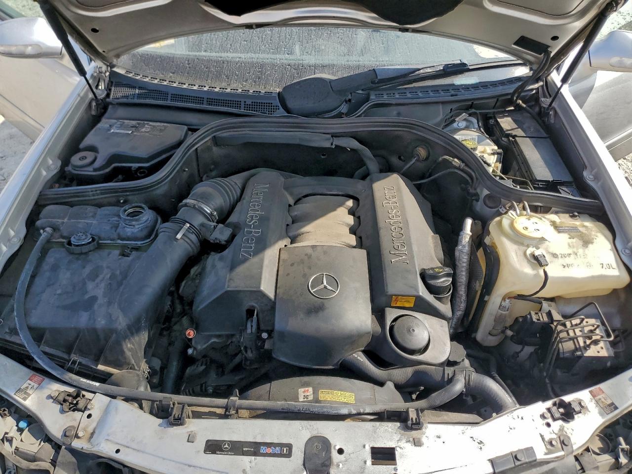 2002 Mercedes-benz Clk 320 Silver vin: WDBLK65G32T118060