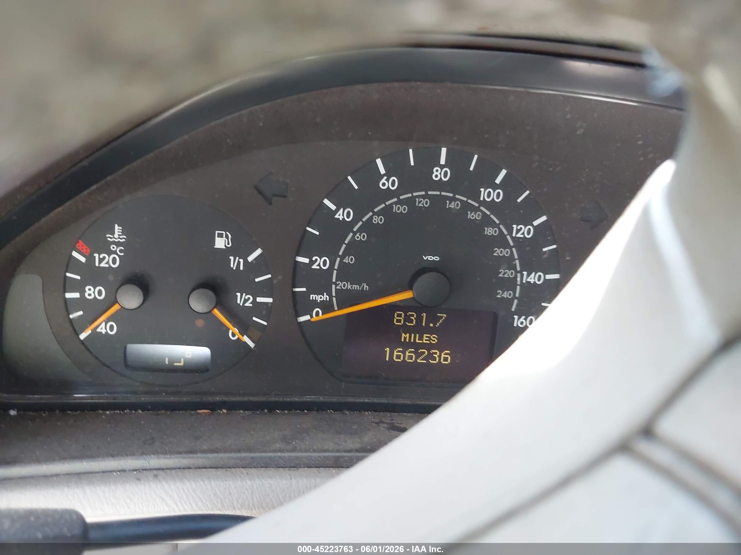 2001 Mercedes-benz Clk 320   Blue vin: WDBLK65G41T062905