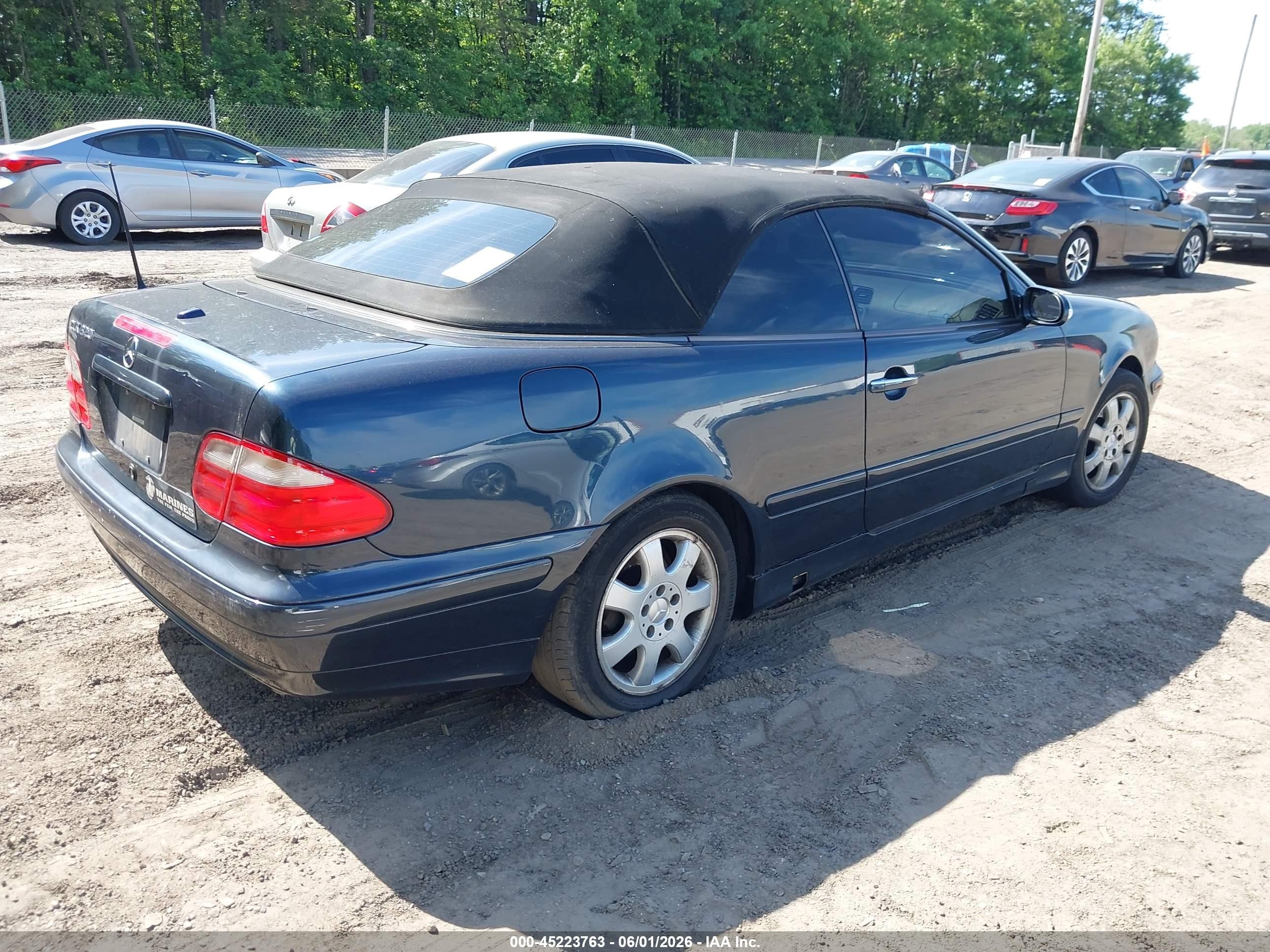 2001 Mercedes-benz Clk 320   Blue vin: WDBLK65G41T062905