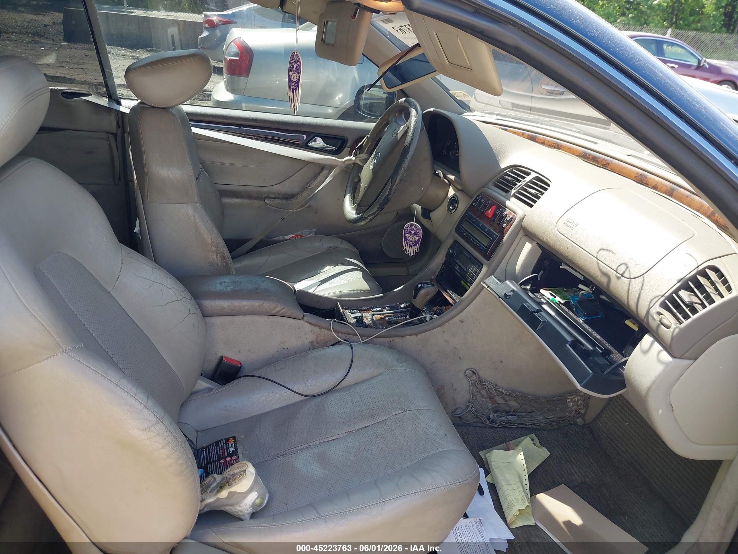 2001 Mercedes-benz Clk 320   Blue vin: WDBLK65G41T062905
