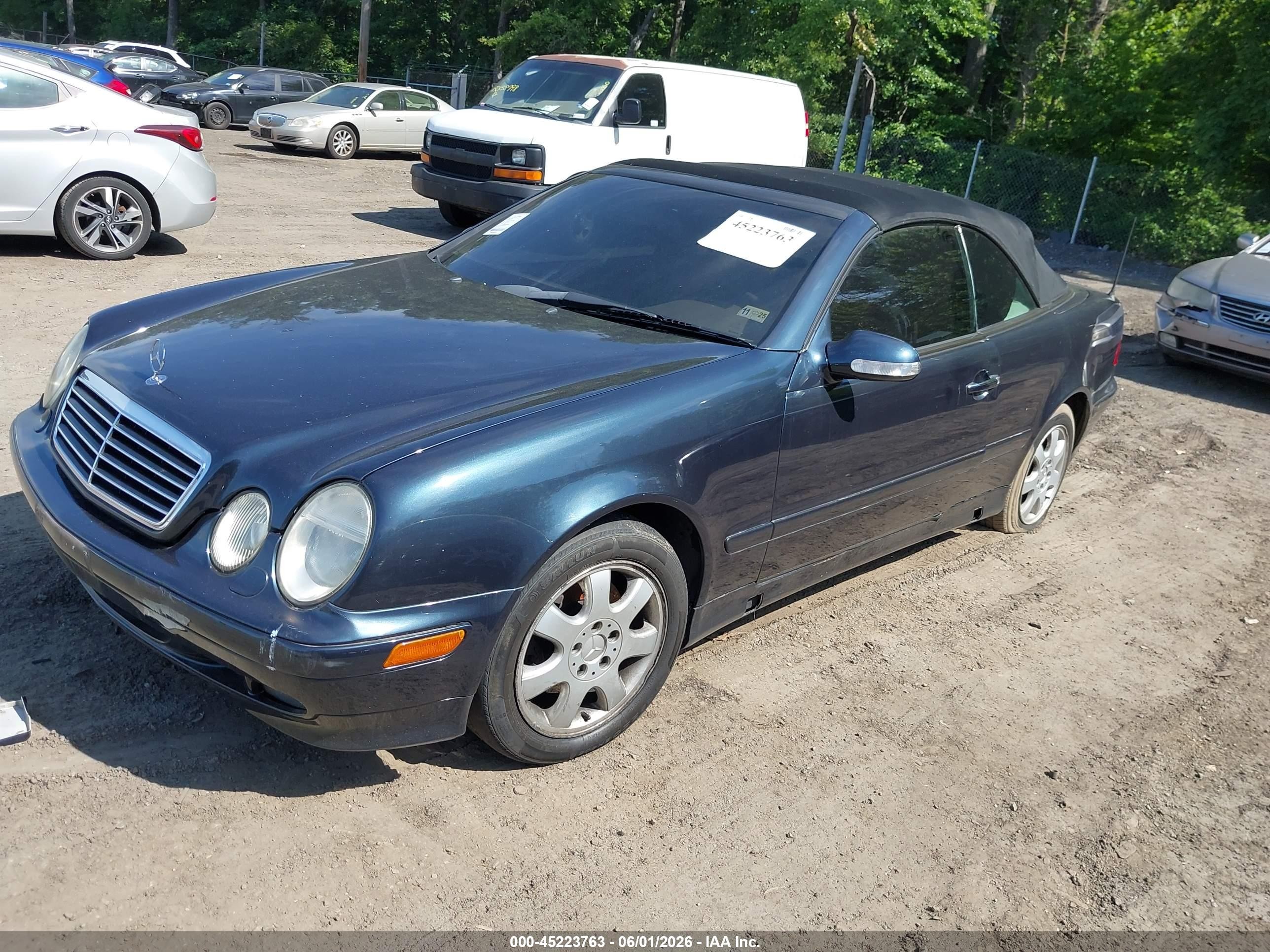 2001 Mercedes-benz Clk 320   Blue vin: WDBLK65G41T062905