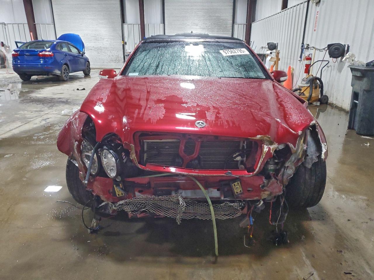 2001 Mercedes-benz Clk 320 Red vin: WDBLK65G41T069630