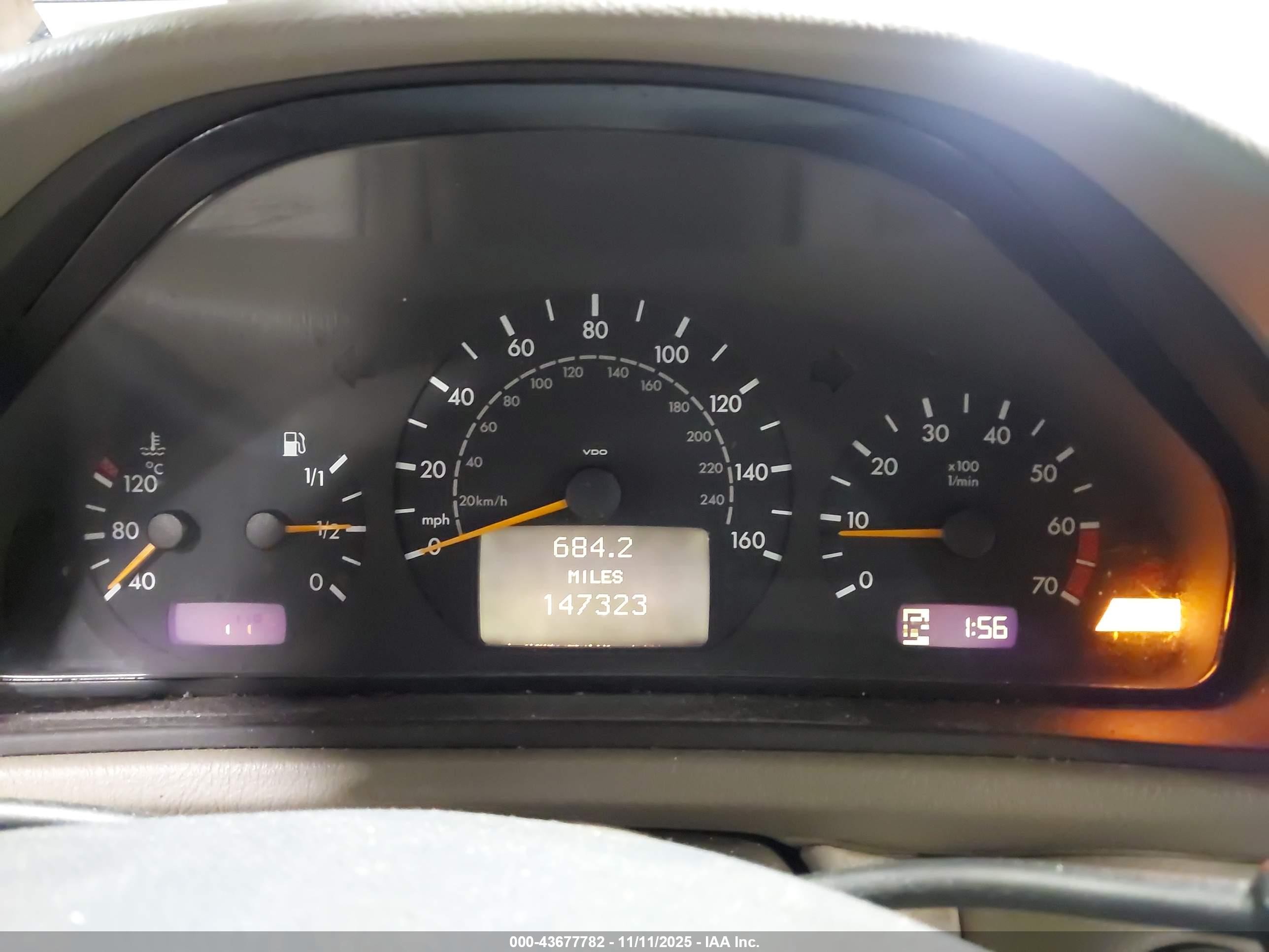 2003 Mercedes-benz Clk 320   Black vin: WDBLK65G43T135757