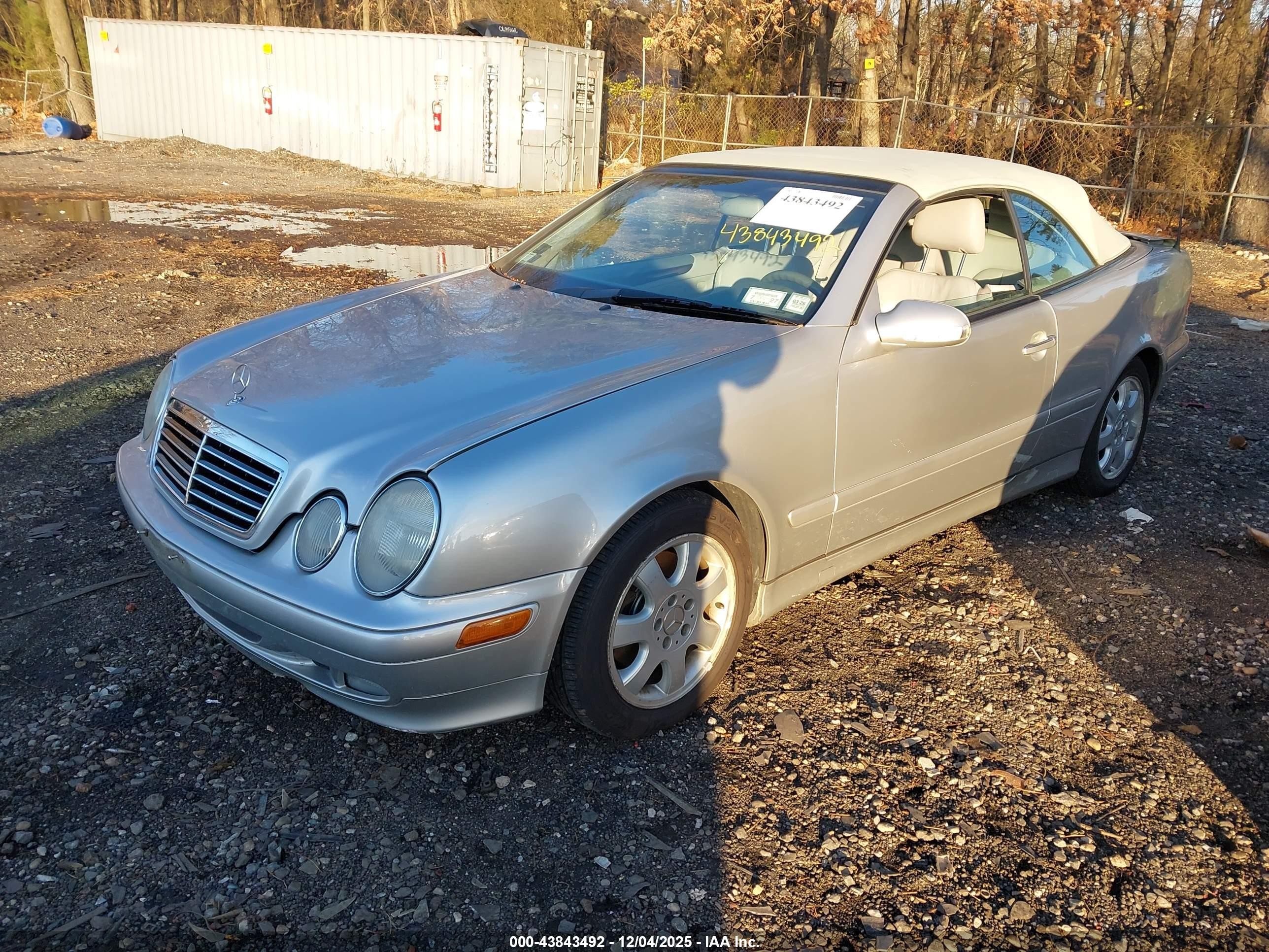 2003 Mercedes-benz Clk 320   Silver vin: WDBLK65G43T135984
