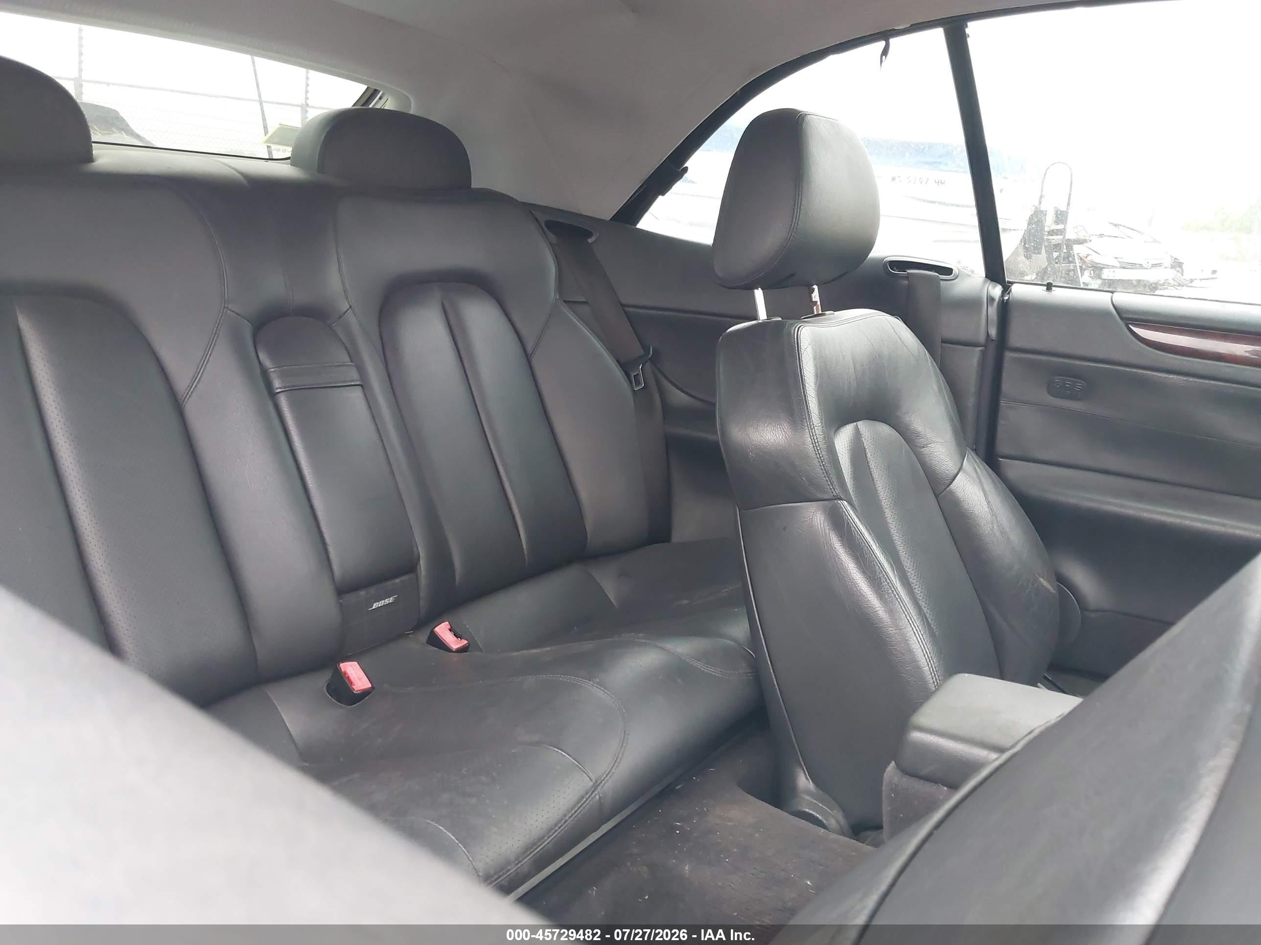 1999 Mercedes-benz Clk 320   Серебряный vin: WDBLK65G4XT009422