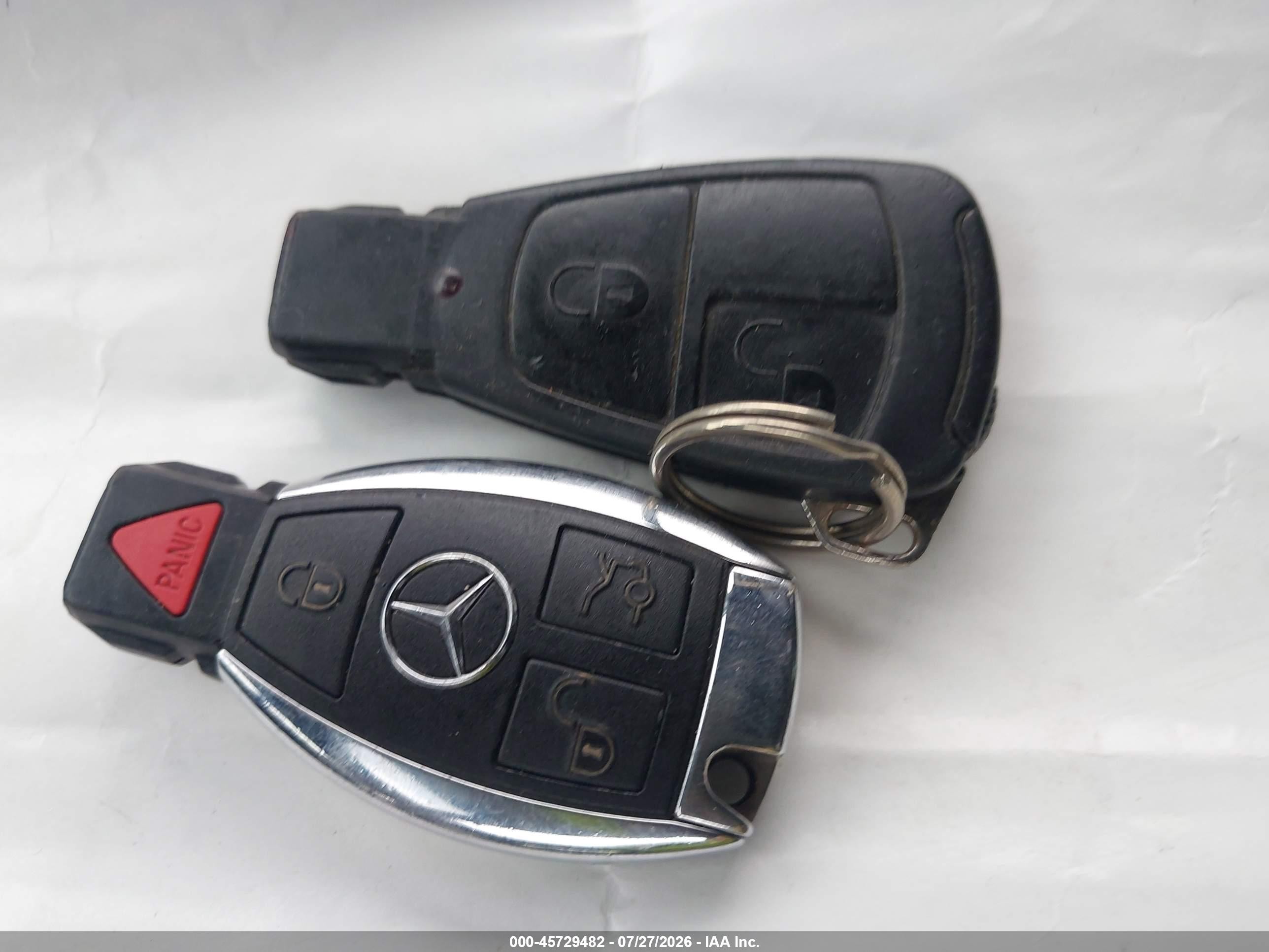 1999 Mercedes-benz Clk 320   Серебряный vin: WDBLK65G4XT009422