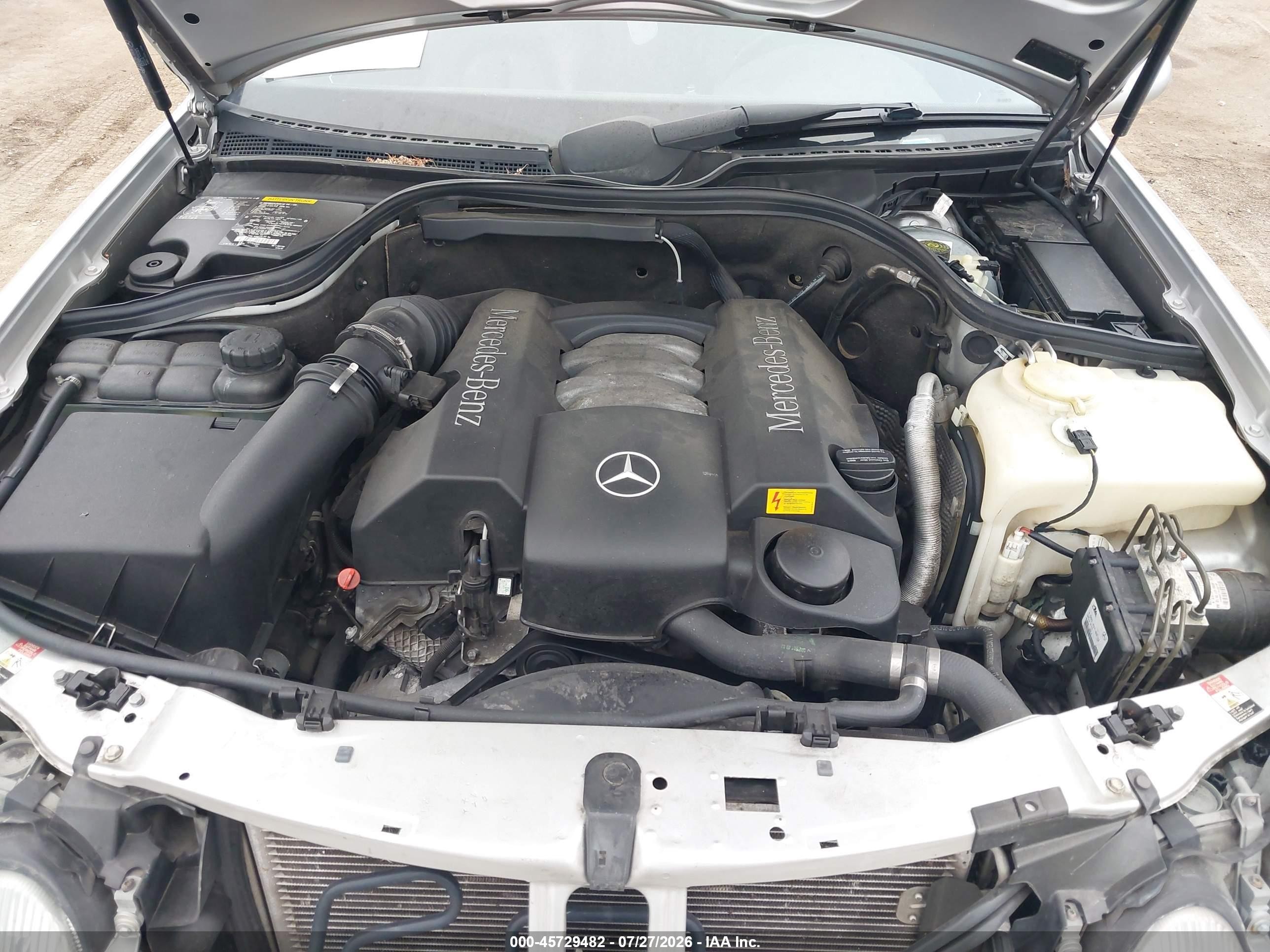 1999 Mercedes-benz Clk 320   Серебряный vin: WDBLK65G4XT009422