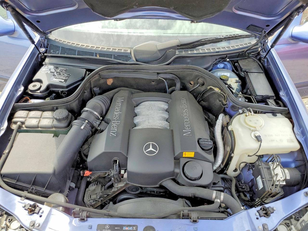 1999 Mercedes-benz Clk 320 Blue vin: WDBLK65G4XT009808