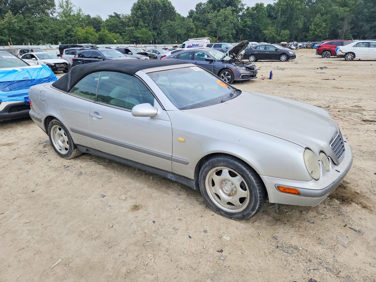 1999 Mercedes-benz Clk 320 Silver vin: WDBLK65G4XT026480
