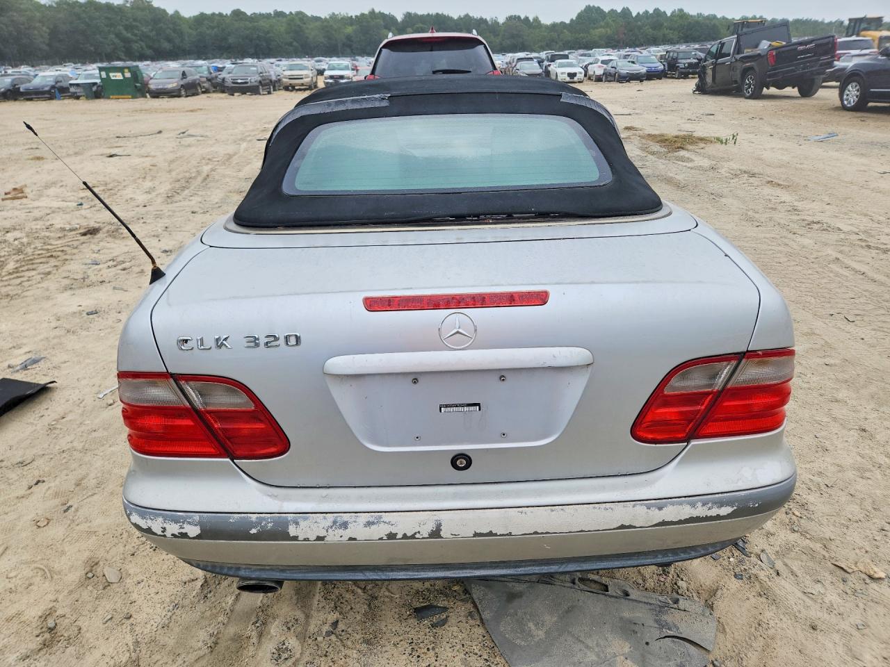 1999 Mercedes-benz Clk 320 Silver vin: WDBLK65G4XT026480