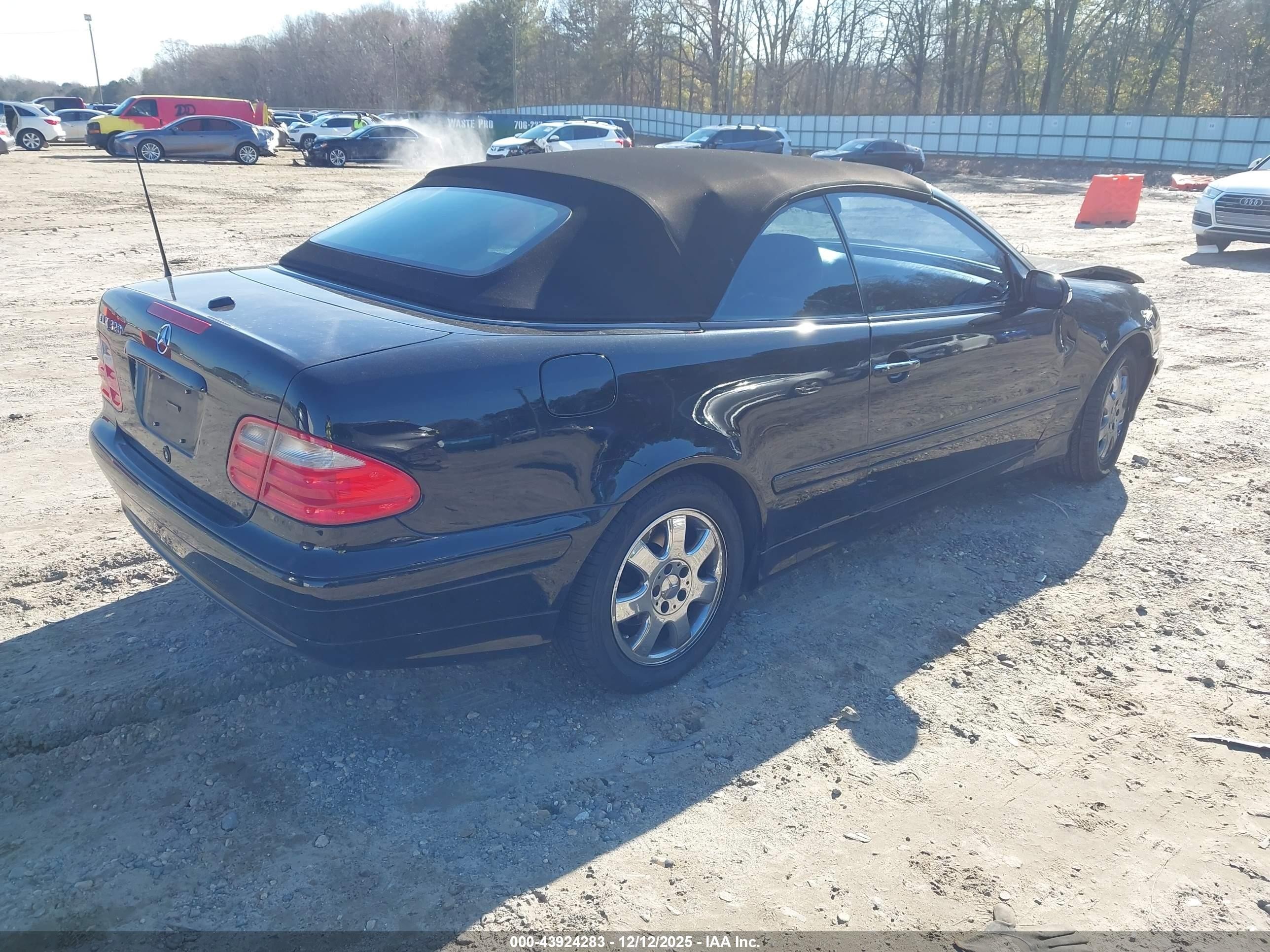 2001 Mercedes-benz Clk 320   Черный vin: WDBLK65G51T076067