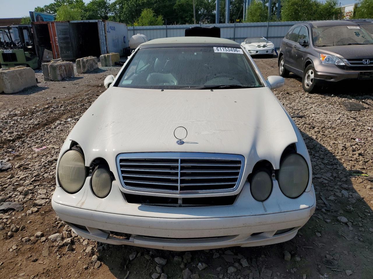 2002 Mercedes-benz Clk 320 White vin: WDBLK65G52T102796