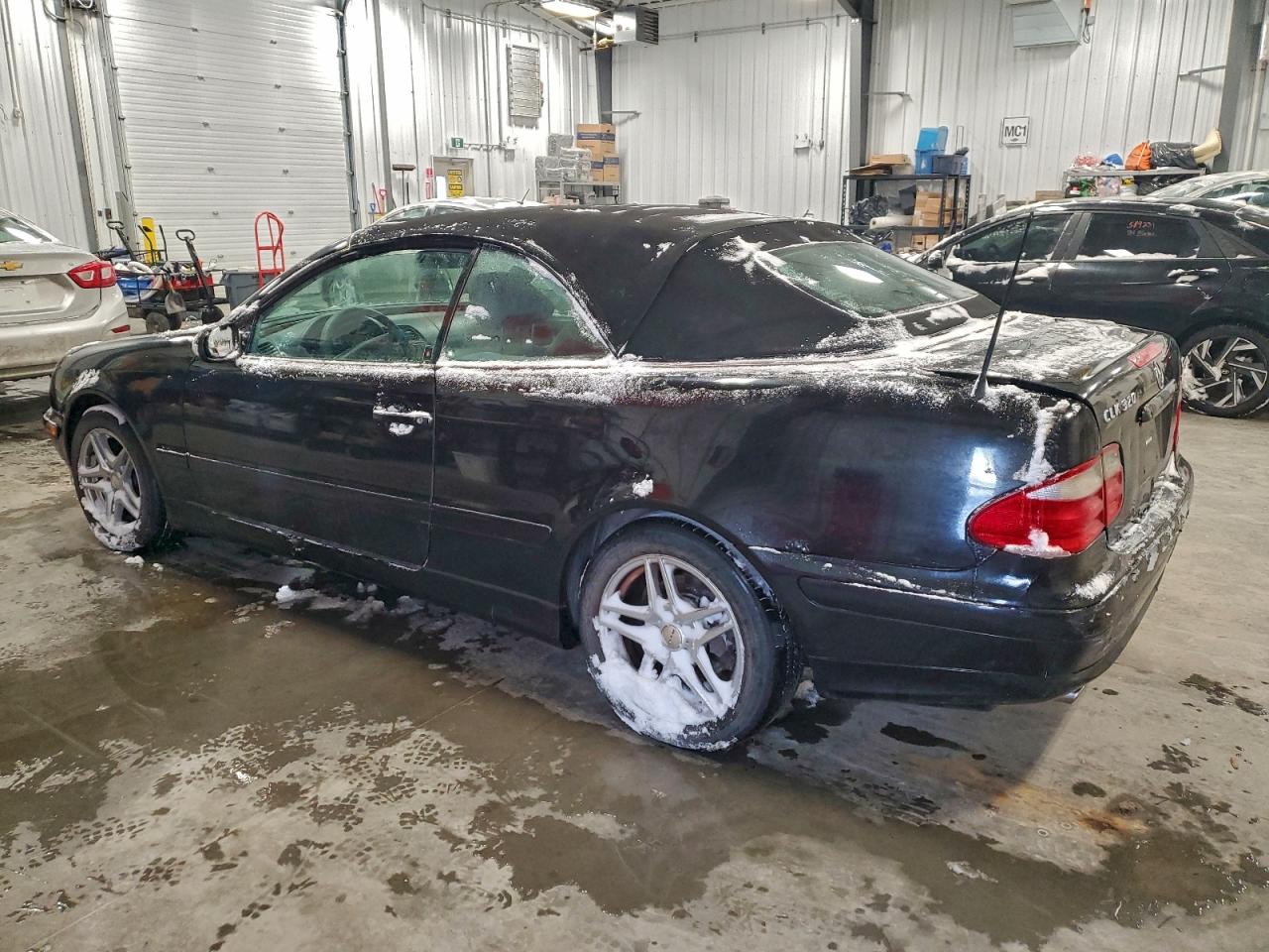 2002 Mercedes-benz Clk 320 Black vin: WDBLK65G52T105956