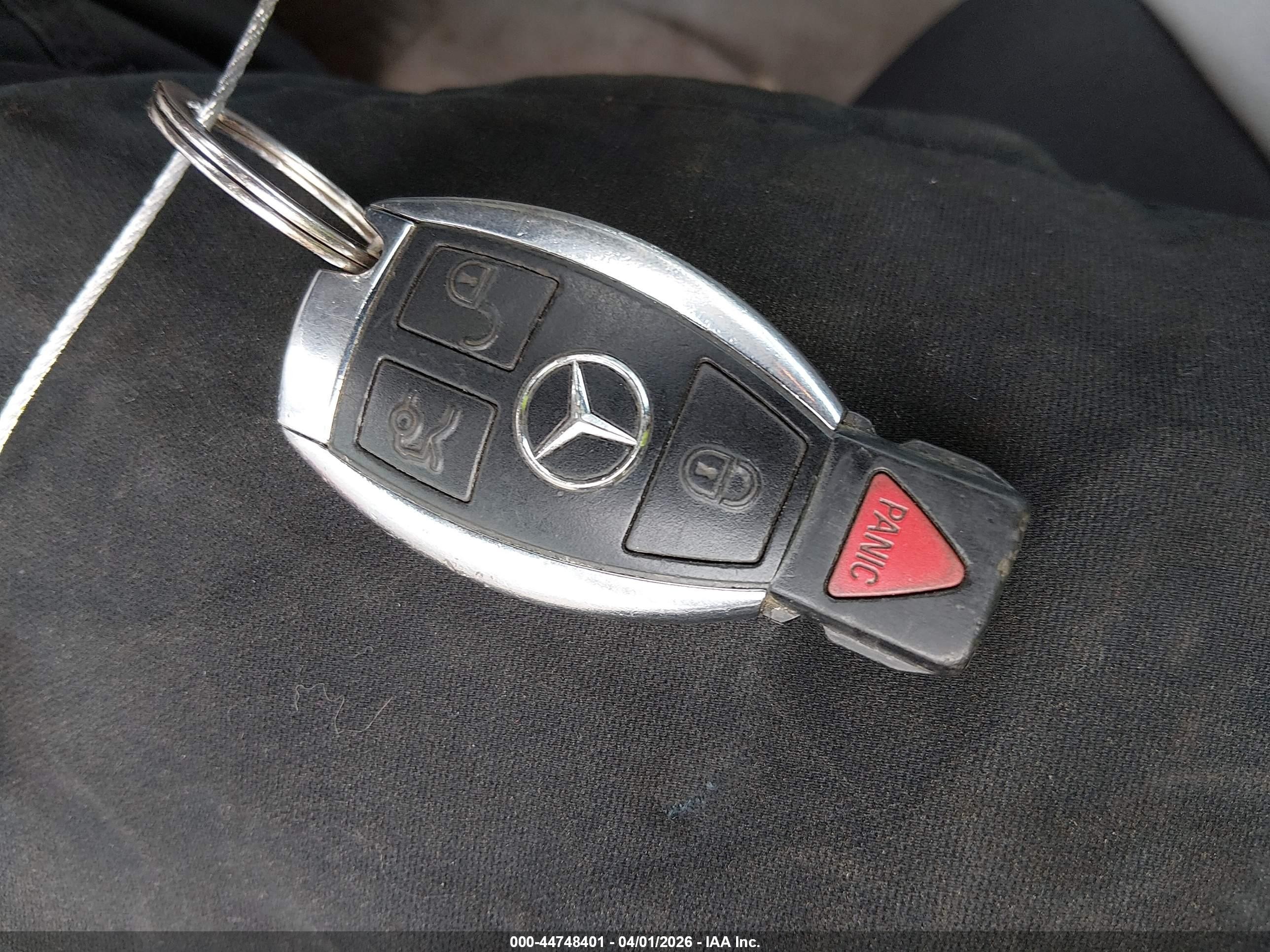 2002 Mercedes-benz Clk 320   Black vin: WDBLK65G52T109859