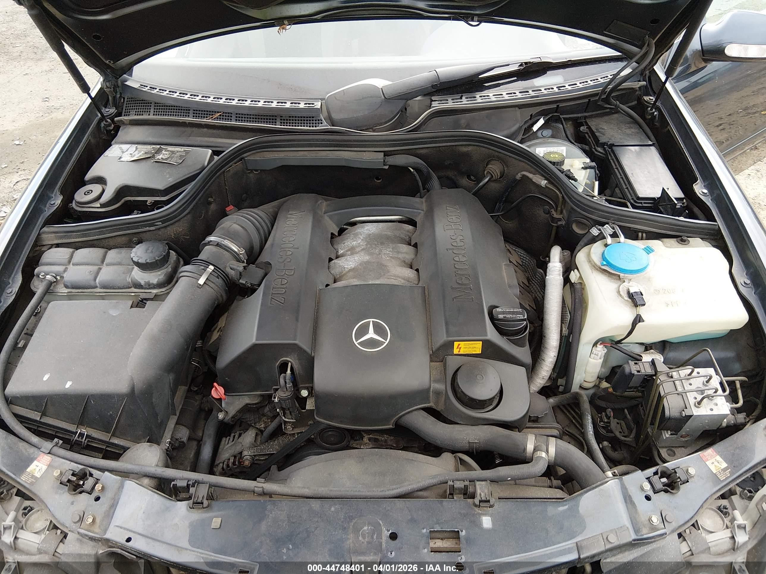 2002 Mercedes-benz Clk 320   Black vin: WDBLK65G52T109859