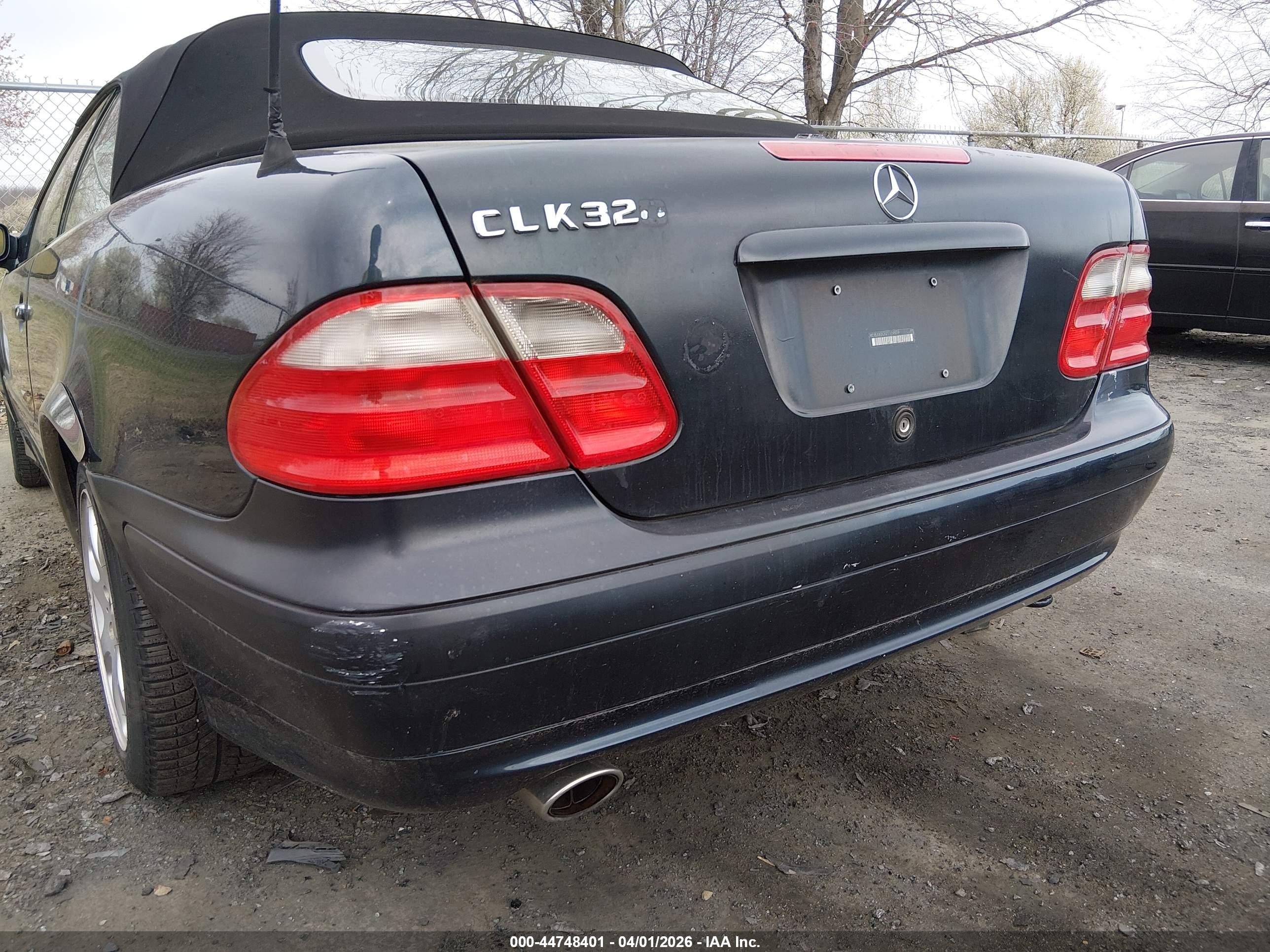 2002 Mercedes-benz Clk 320   Black vin: WDBLK65G52T109859
