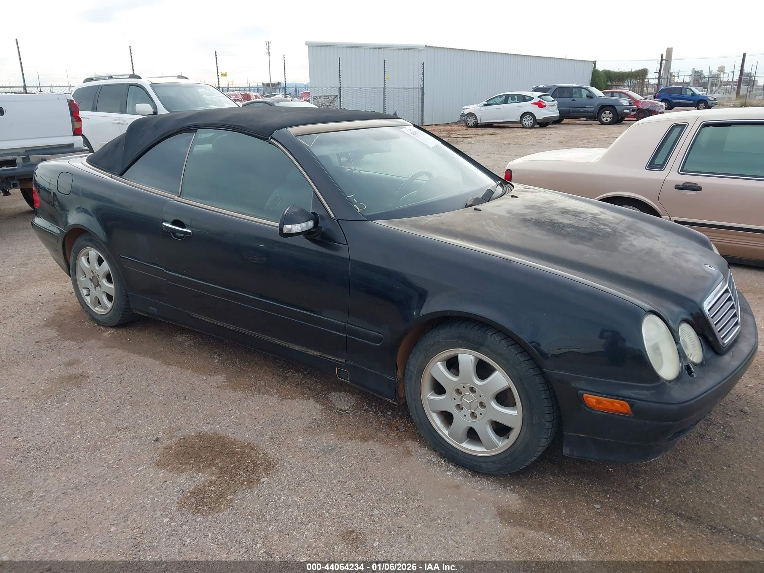 2003 Mercedes-benz Clk 320   Black vin: WDBLK65G53T132396