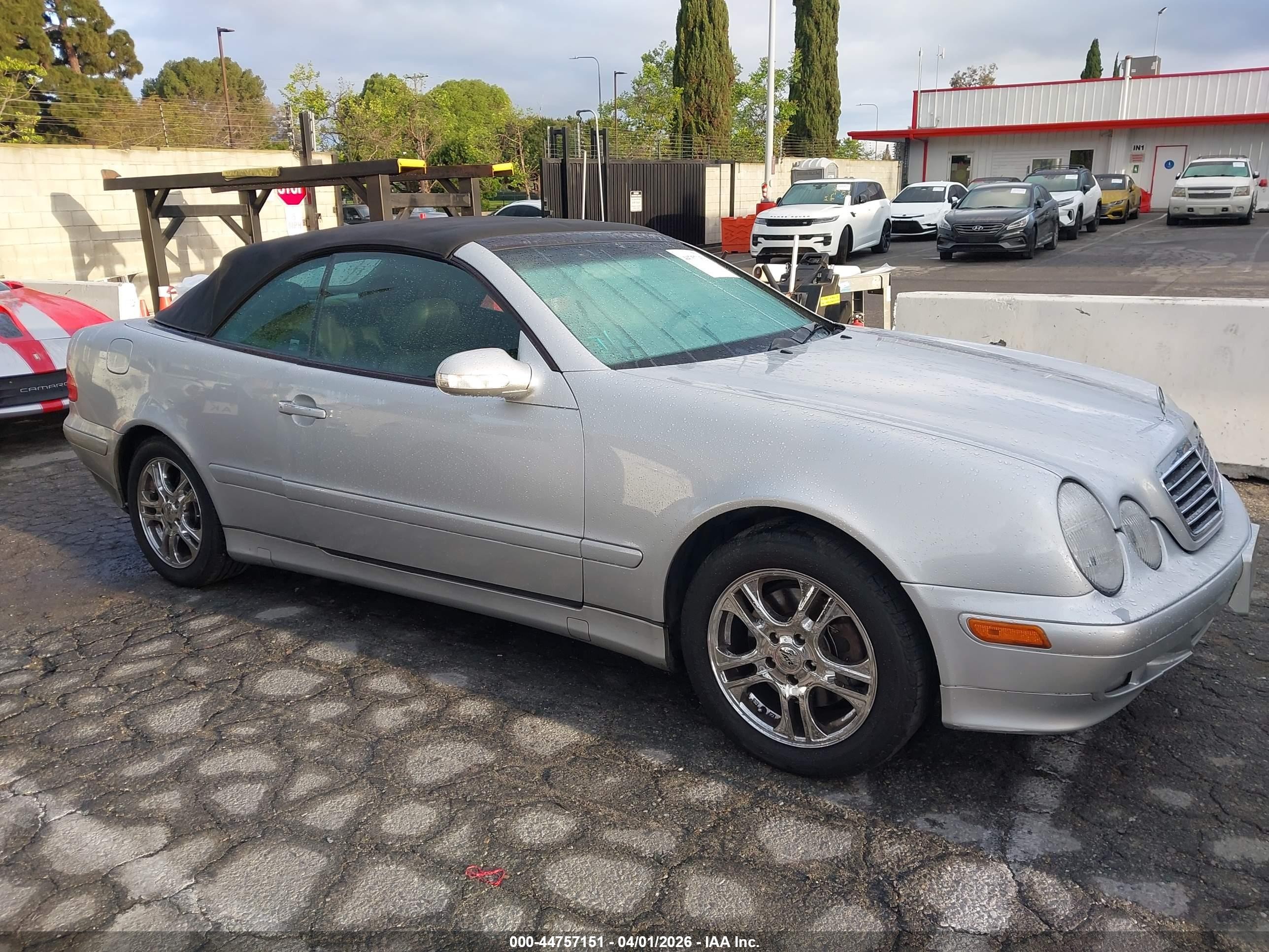 2003 Mercedes-benz Clk 320   Silver vin: WDBLK65G53T134763