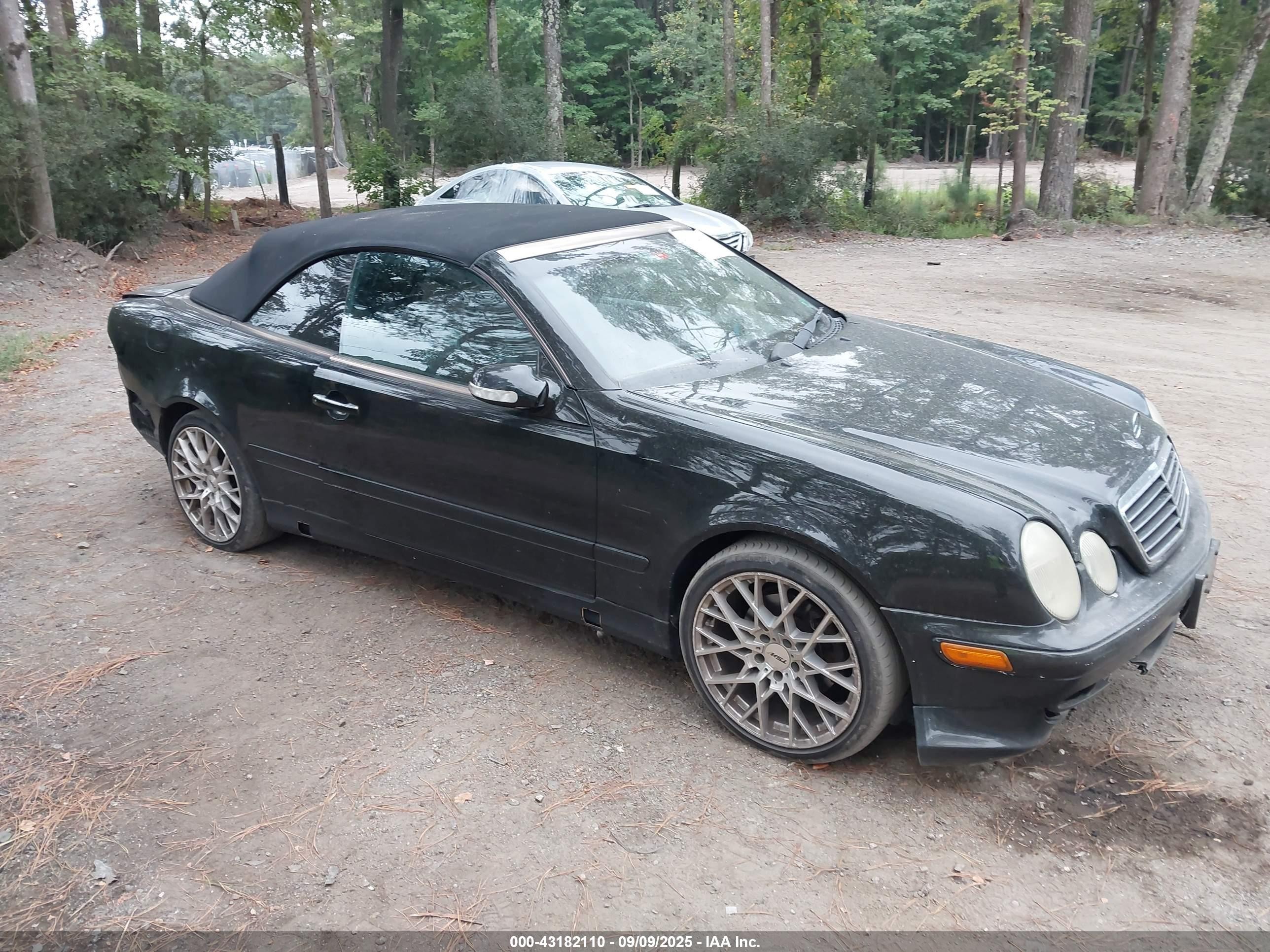 2003 Mercedes-benz Clk 320   Black vin: WDBLK65G53T136724