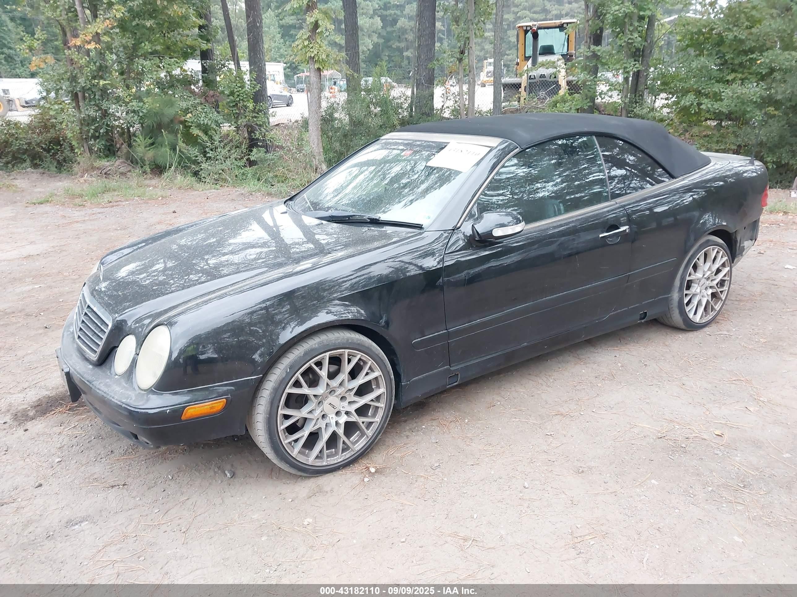 2003 Mercedes-benz Clk 320   Black vin: WDBLK65G53T136724