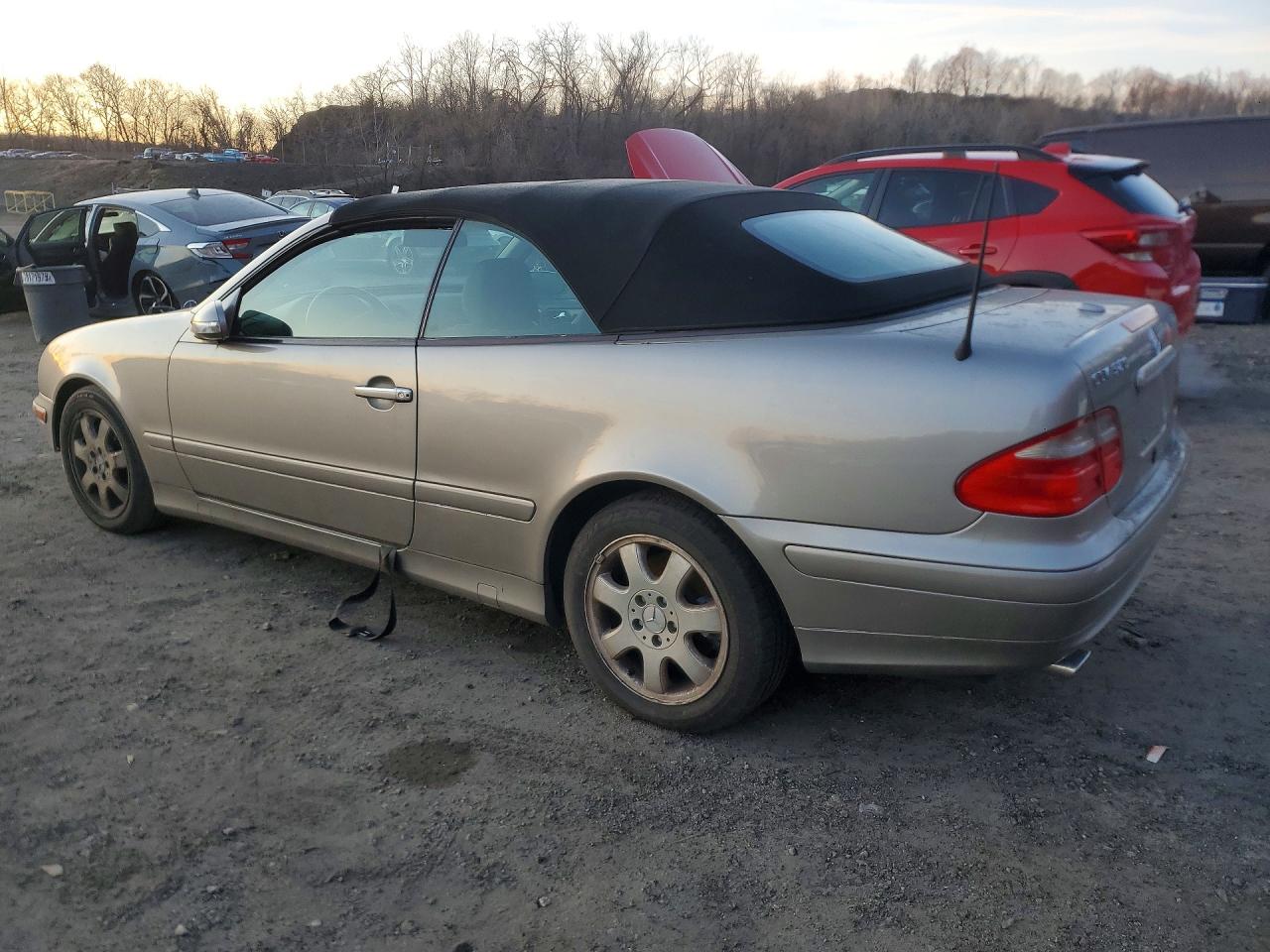 2003 Mercedes-benz Clk 320 Silver vin: WDBLK65G53T140918