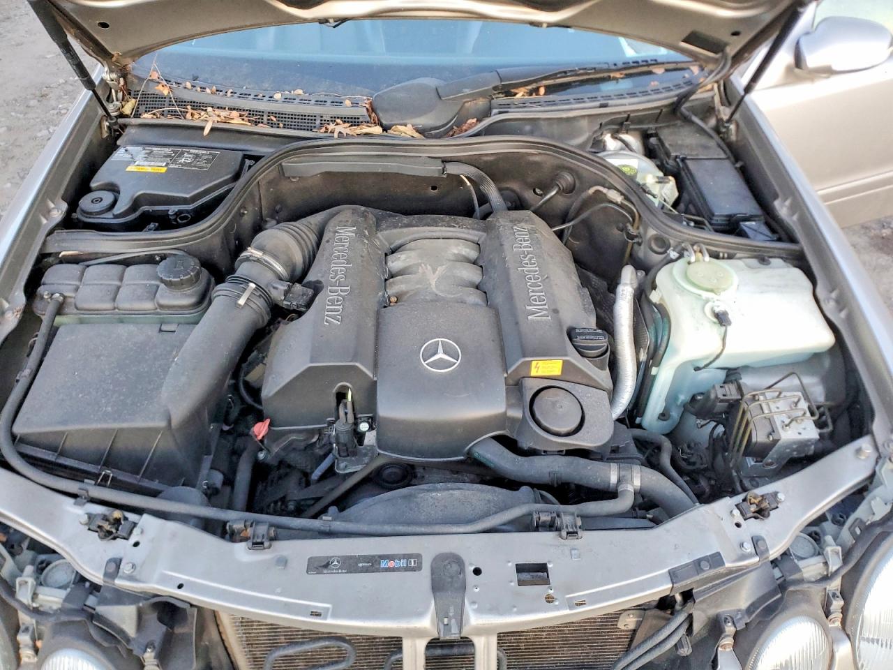 2003 Mercedes-benz Clk 320 Silver vin: WDBLK65G53T140918