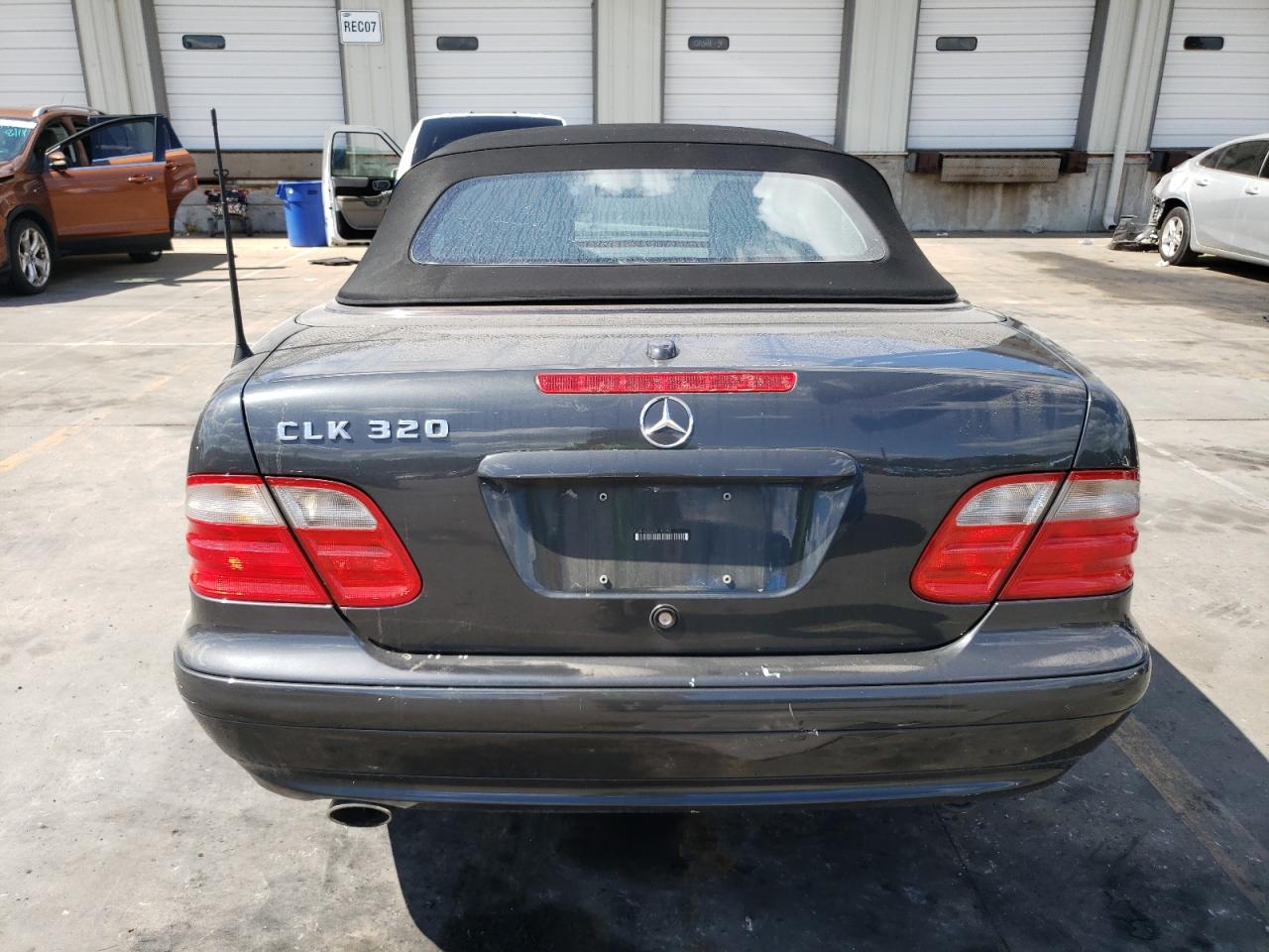 2003 Mercedes-benz Clk 320 Gray vin: WDBLK65G53T141292